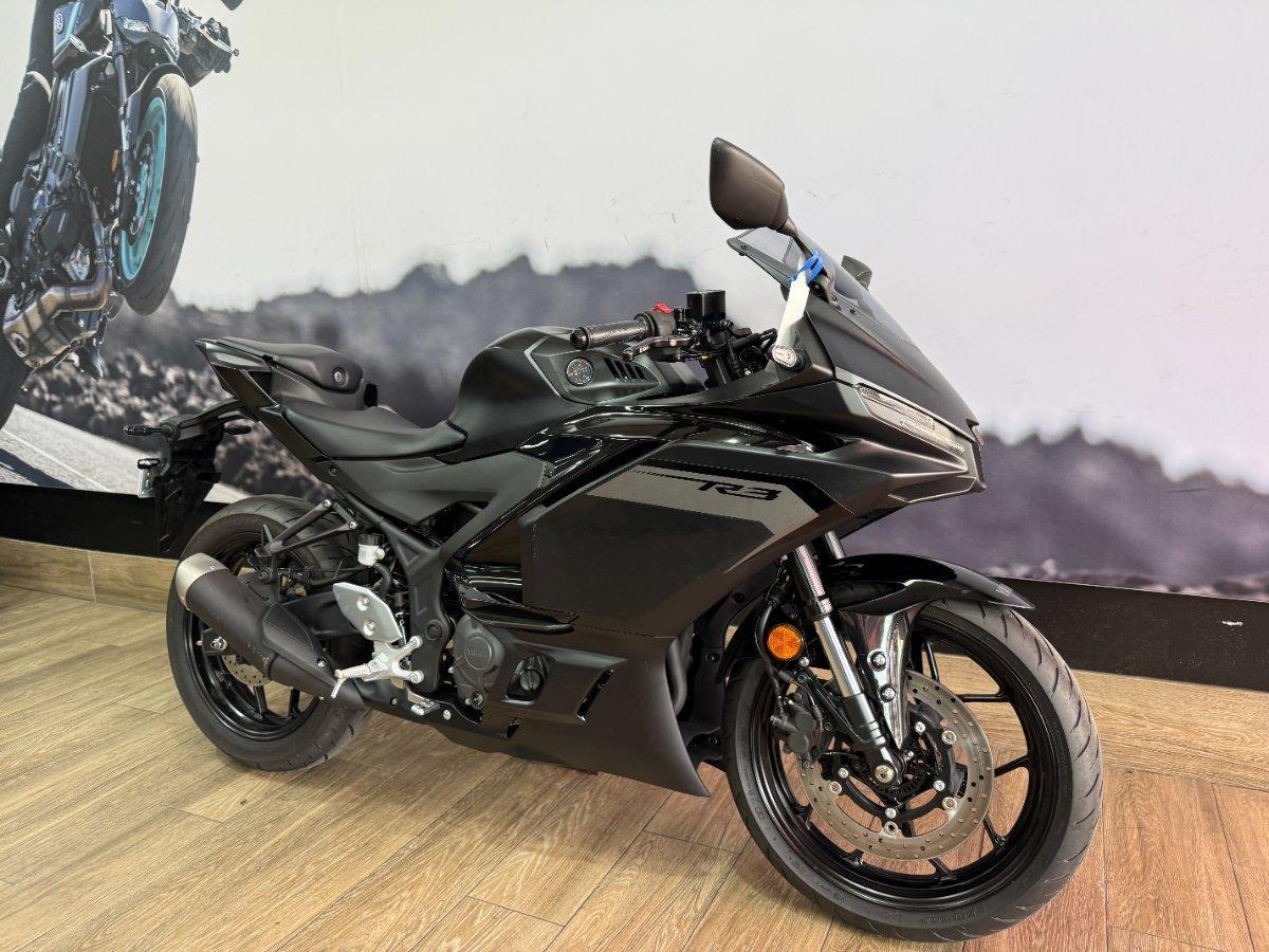 2025 YAMAHA YZF-R3 (YZF-R3A) SPORTS