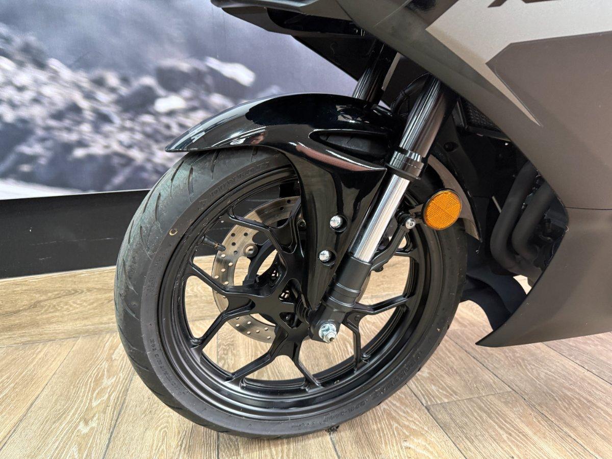 2025 YAMAHA YZF-R3 (YZF-R3A) SPORTS