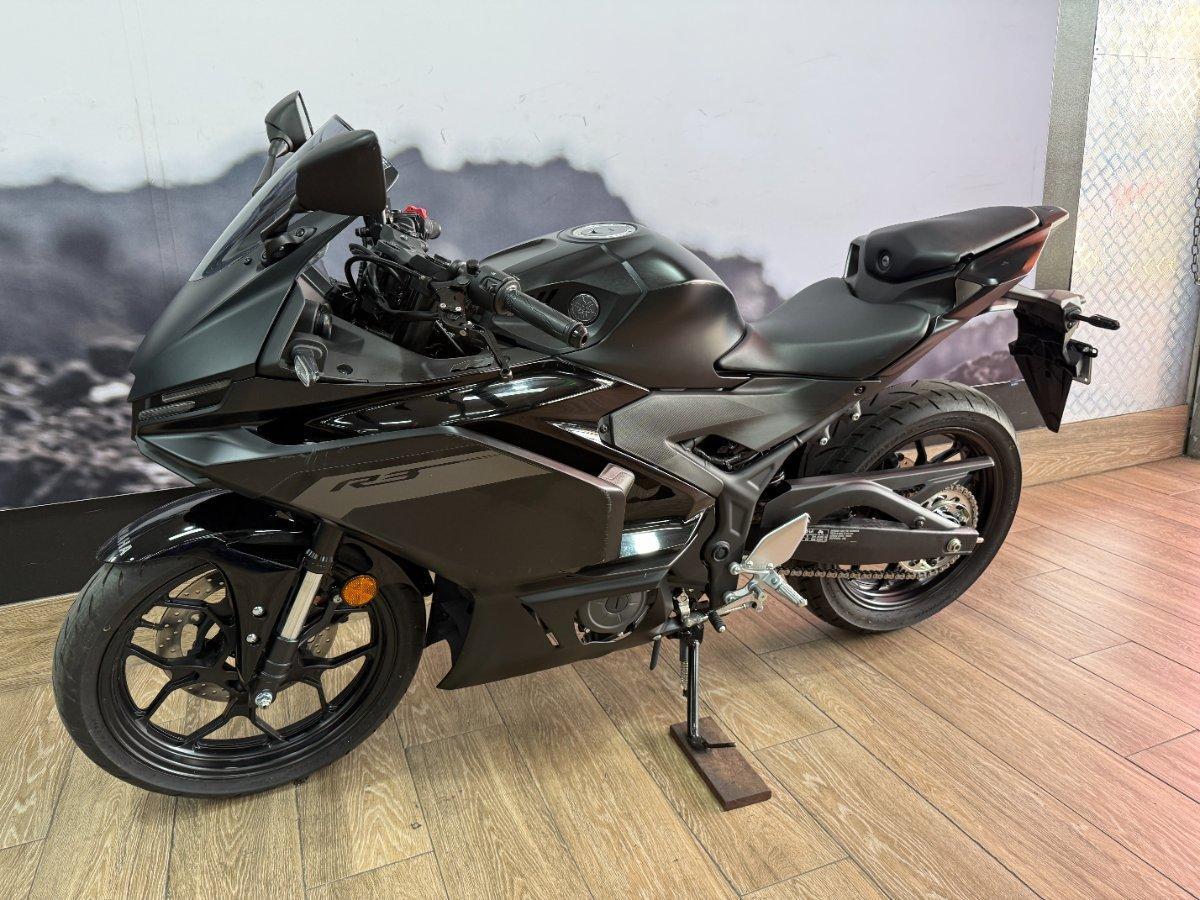 2025 YAMAHA YZF-R3 (YZF-R3A) SPORTS