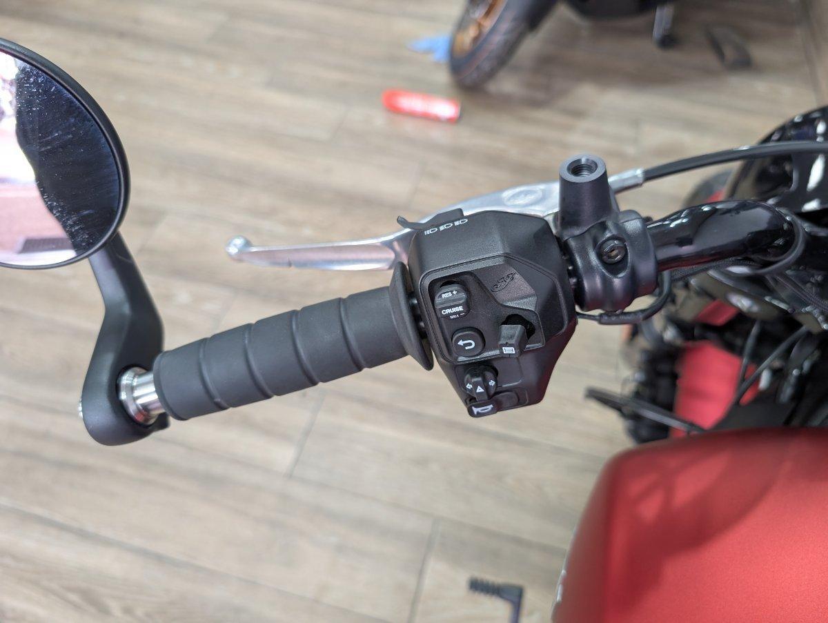 2025 INDIAN SCOUT BOBBER CRUISER