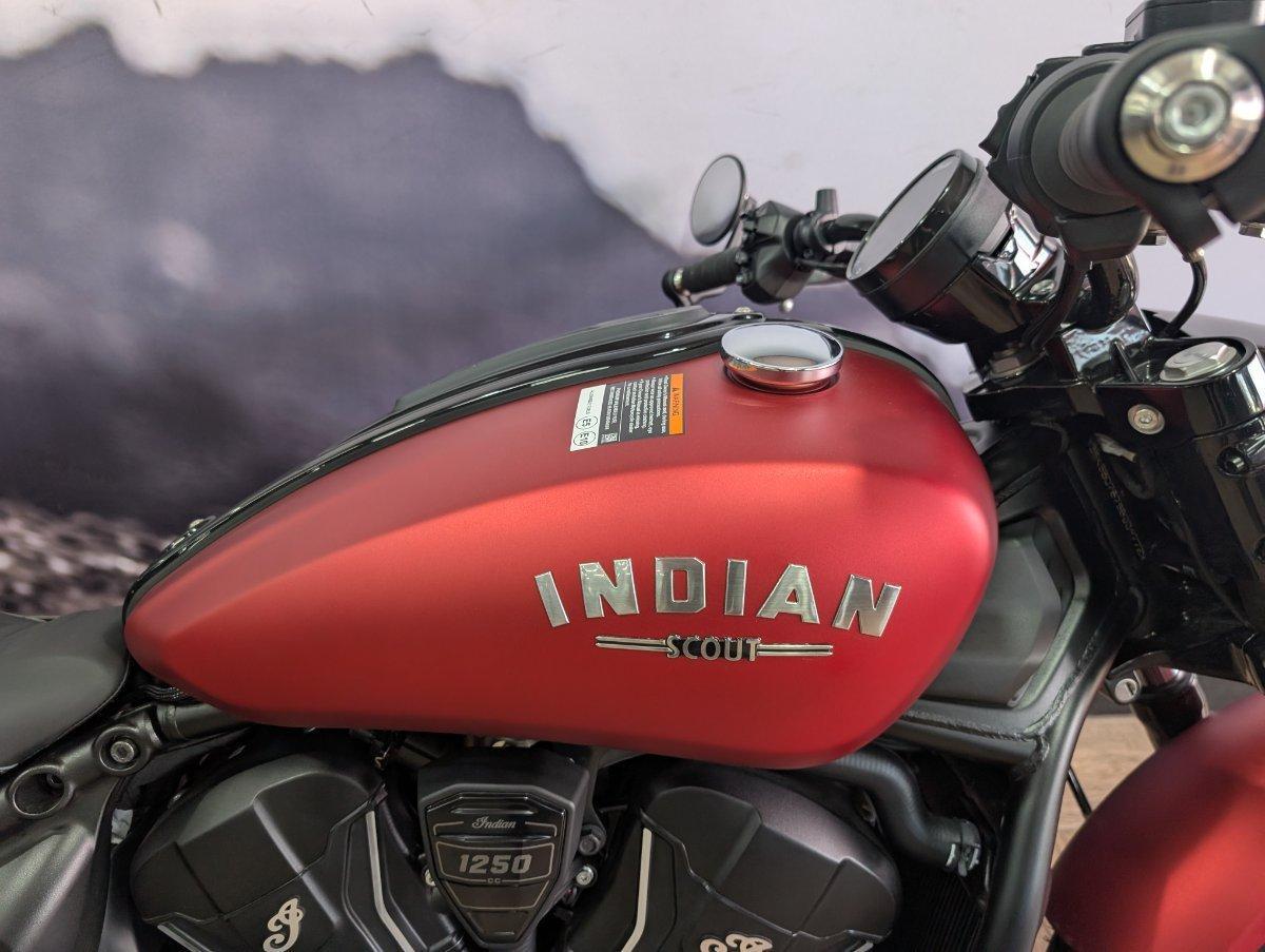 2025 INDIAN SCOUT BOBBER CRUISER