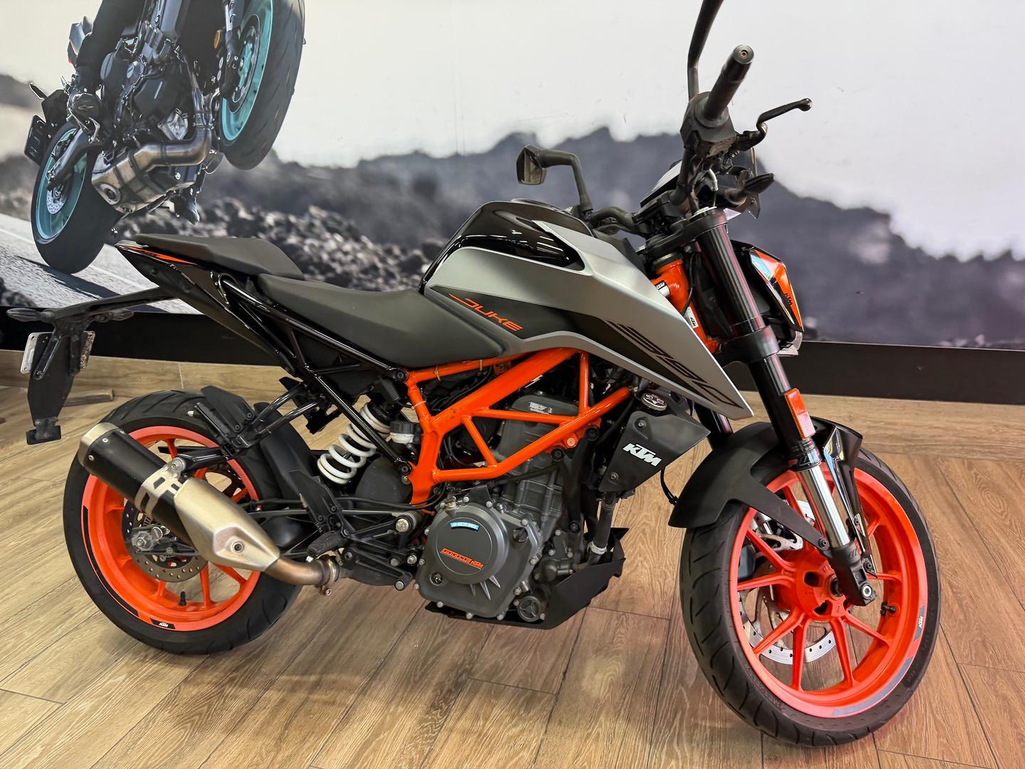 2021 KTM 390 DUKE ROAD