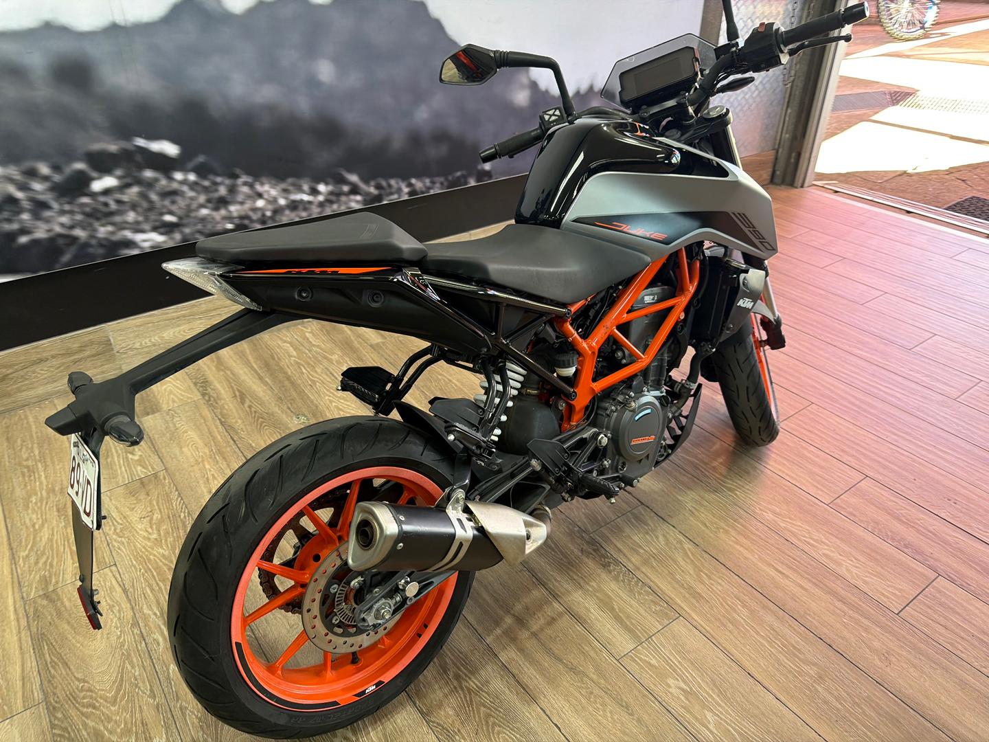 2021 KTM 390 DUKE ROAD