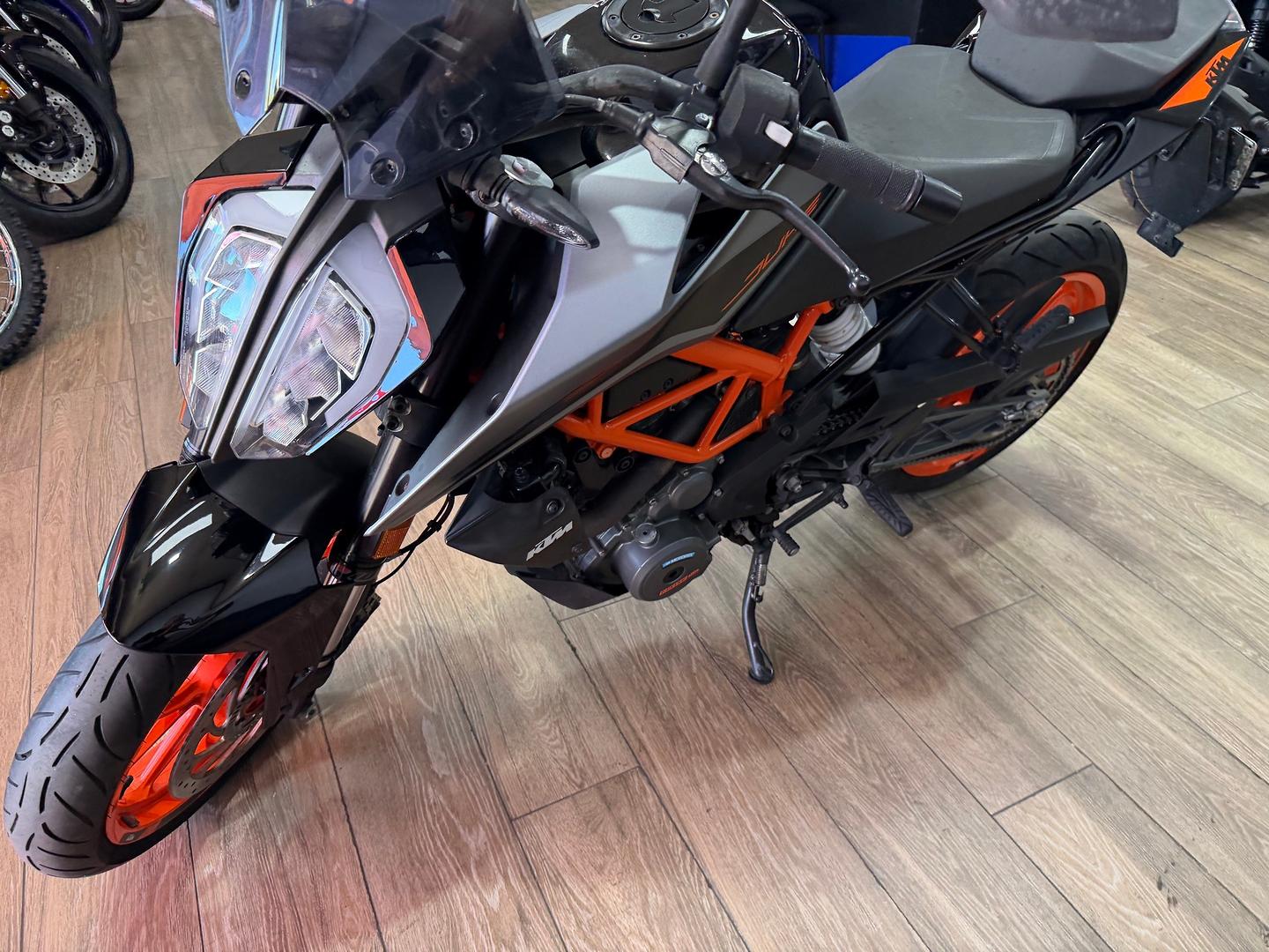 2021 KTM 390 DUKE ROAD