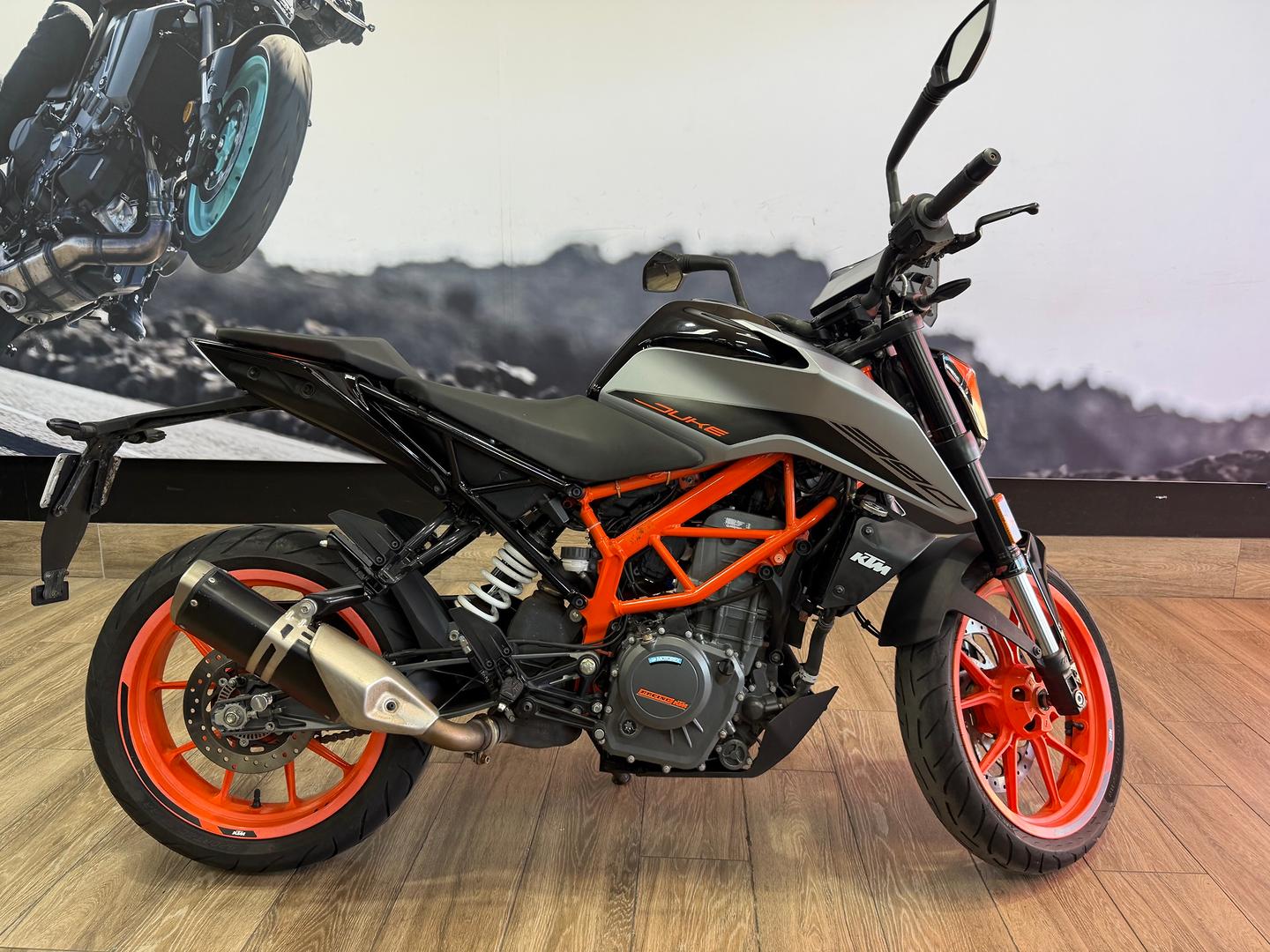 2021 KTM 390 DUKE ROAD