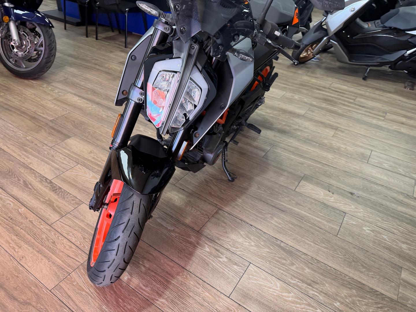 2021 KTM 390 DUKE ROAD