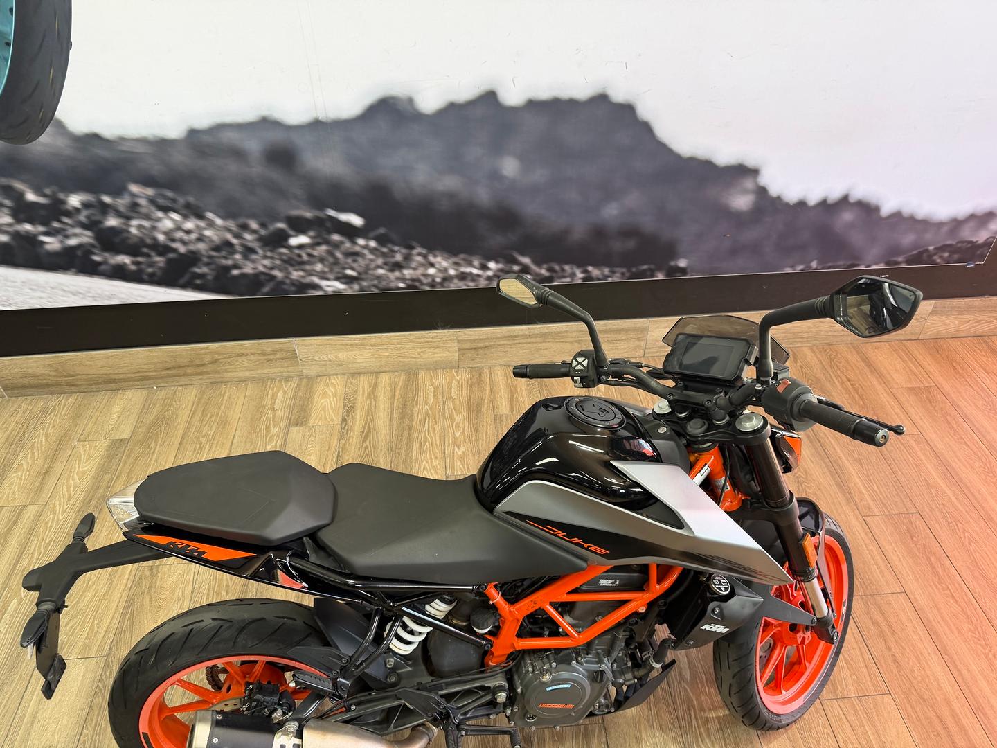 2021 KTM 390 DUKE ROAD