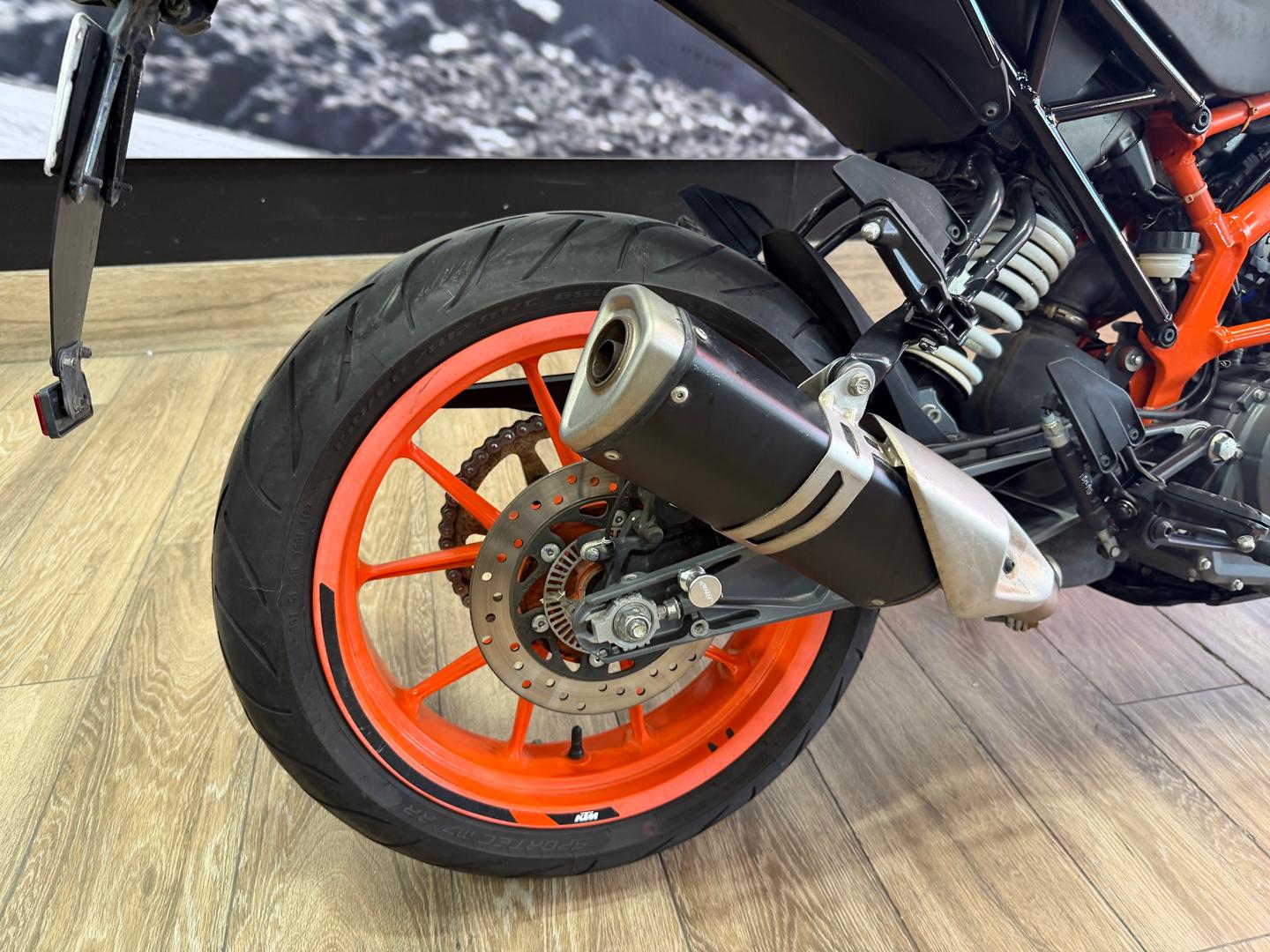 2021 KTM 390 DUKE ROAD