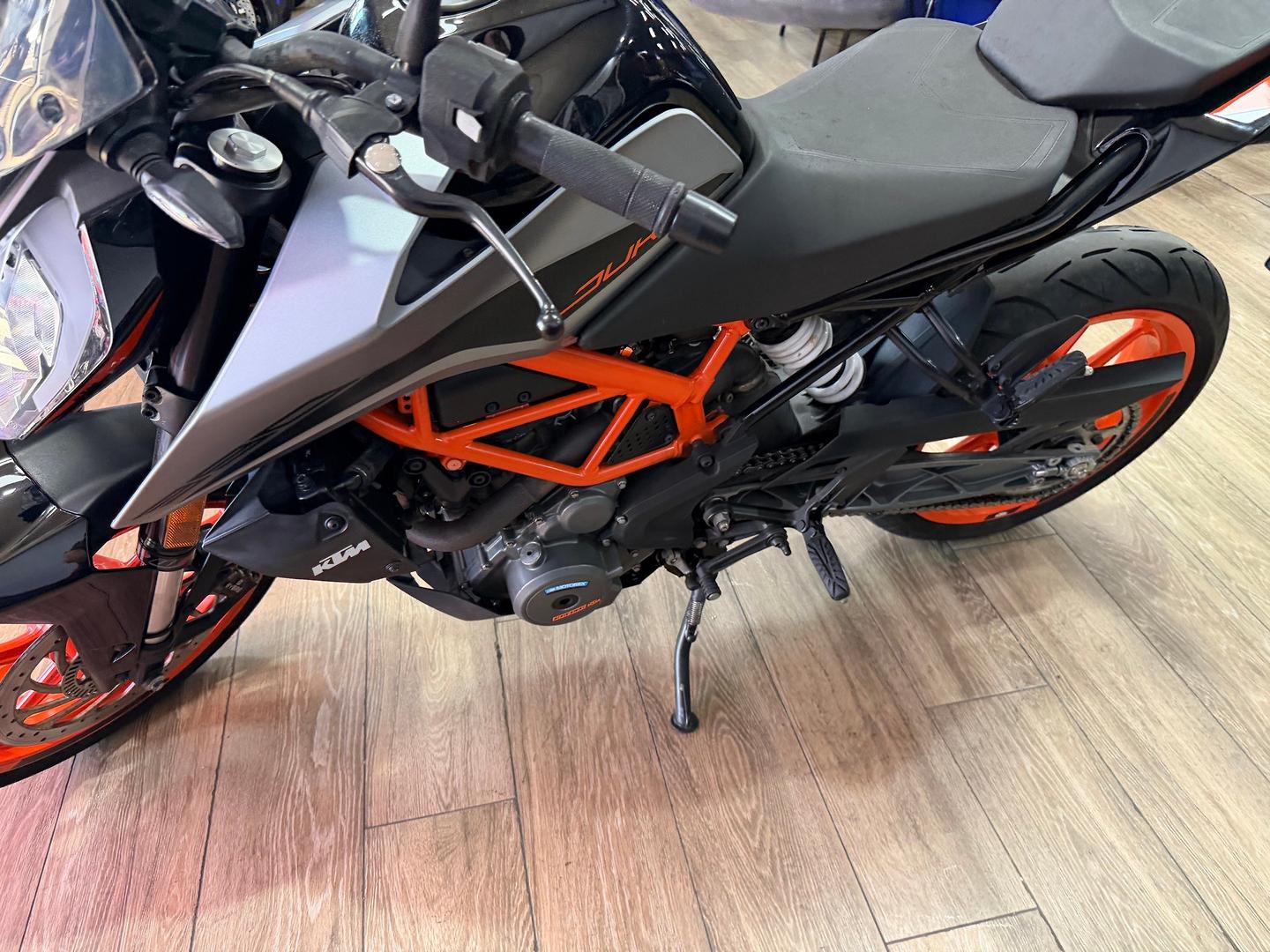 2021 KTM 390 DUKE ROAD