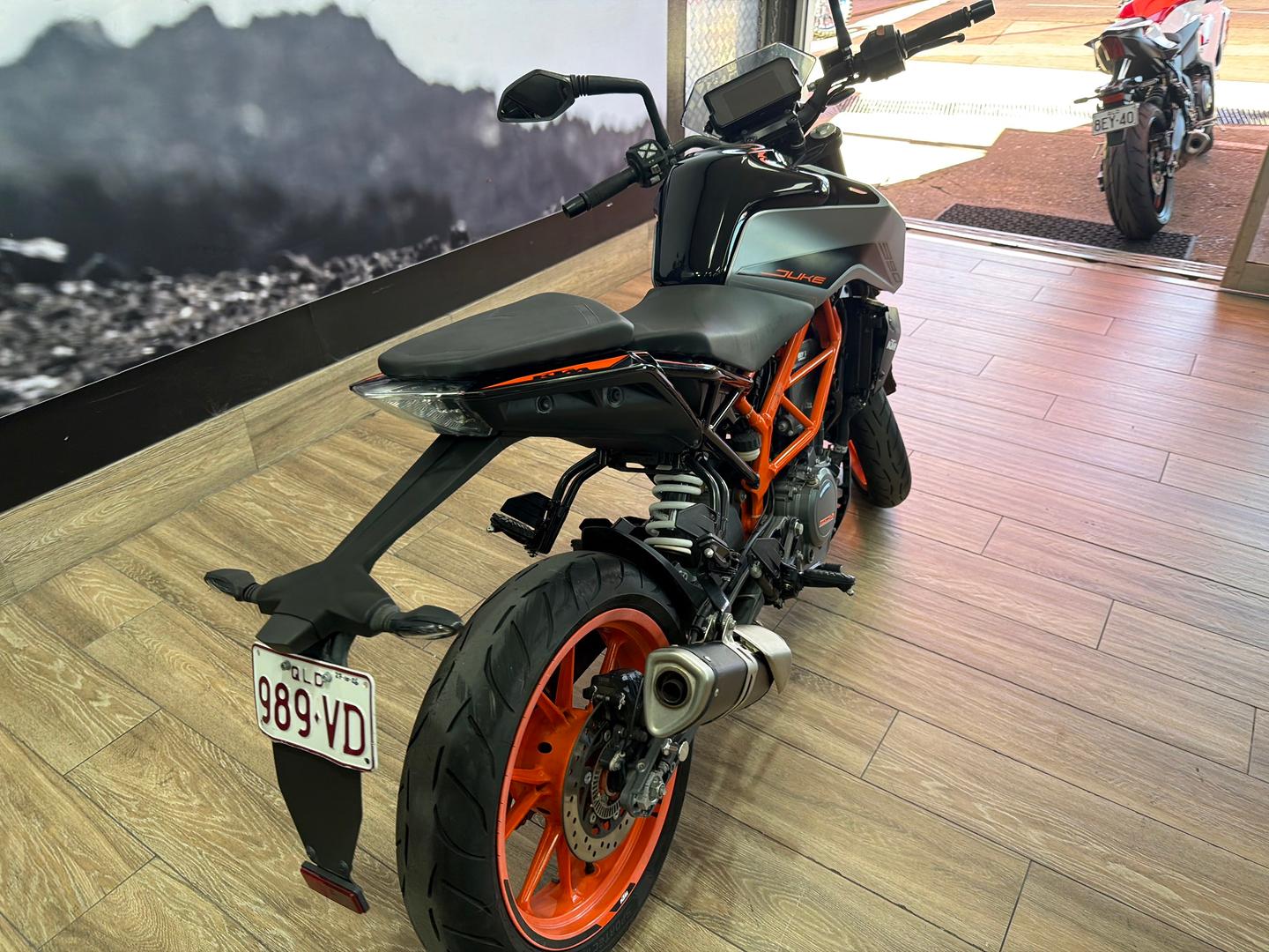 2021 KTM 390 DUKE ROAD