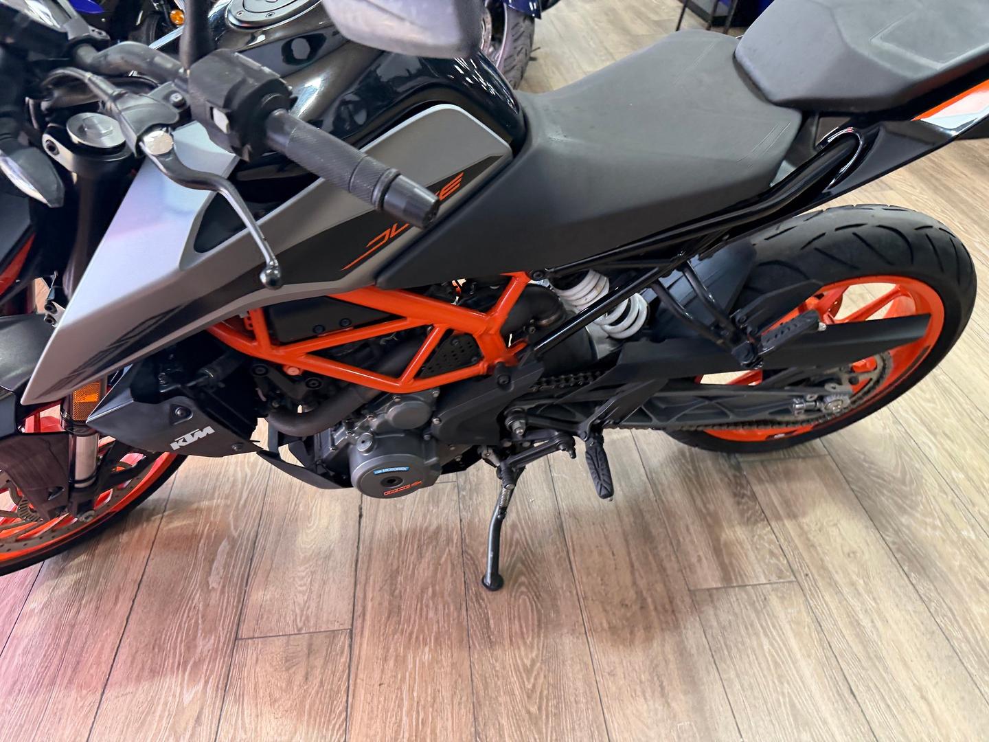 2021 KTM 390 DUKE ROAD
