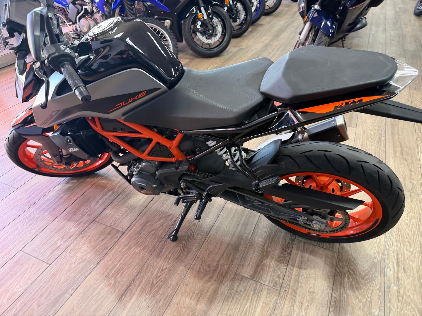 2021 KTM 390 DUKE ROAD