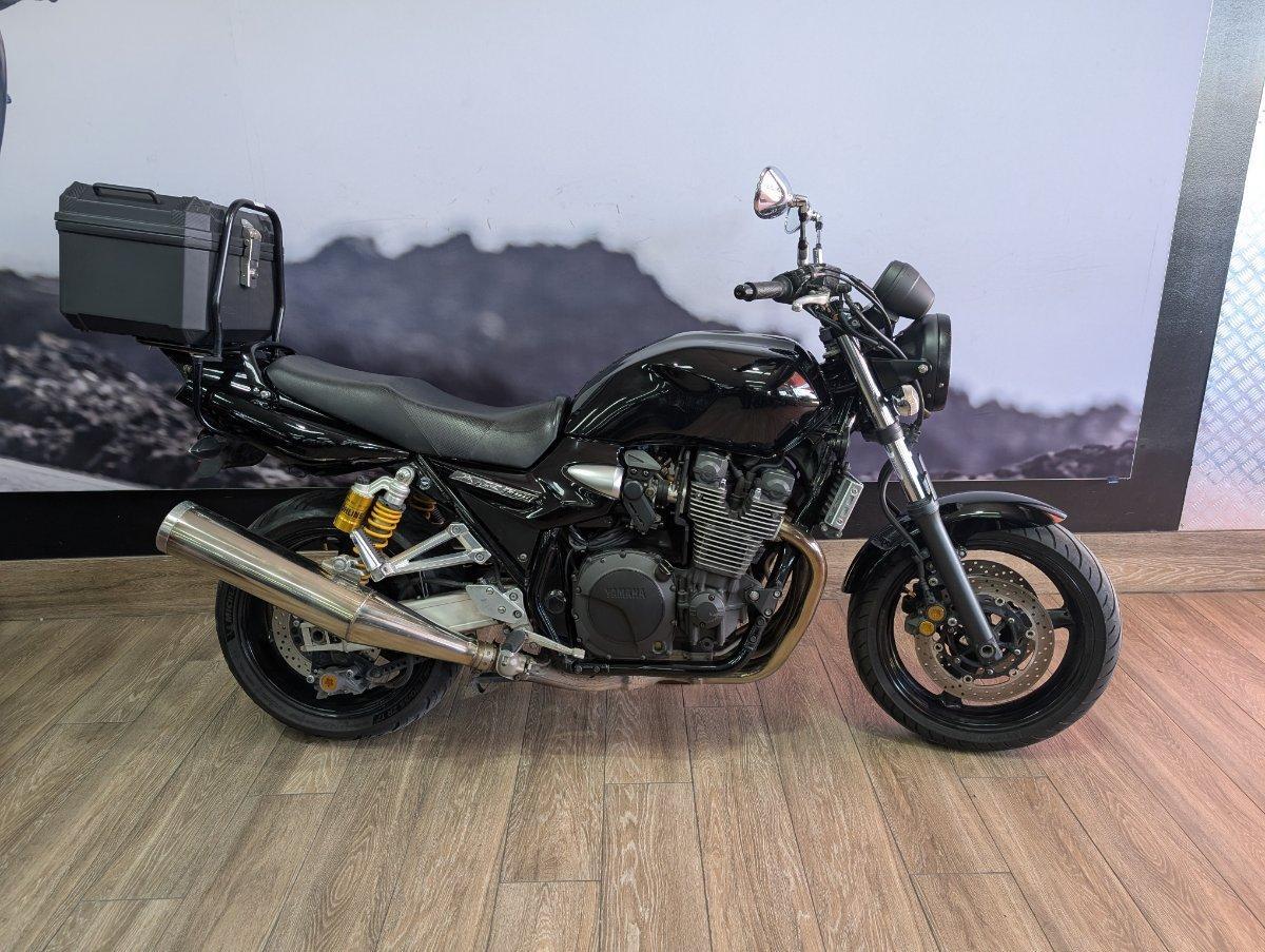 2015 YAMAHA XJR1300 ROAD