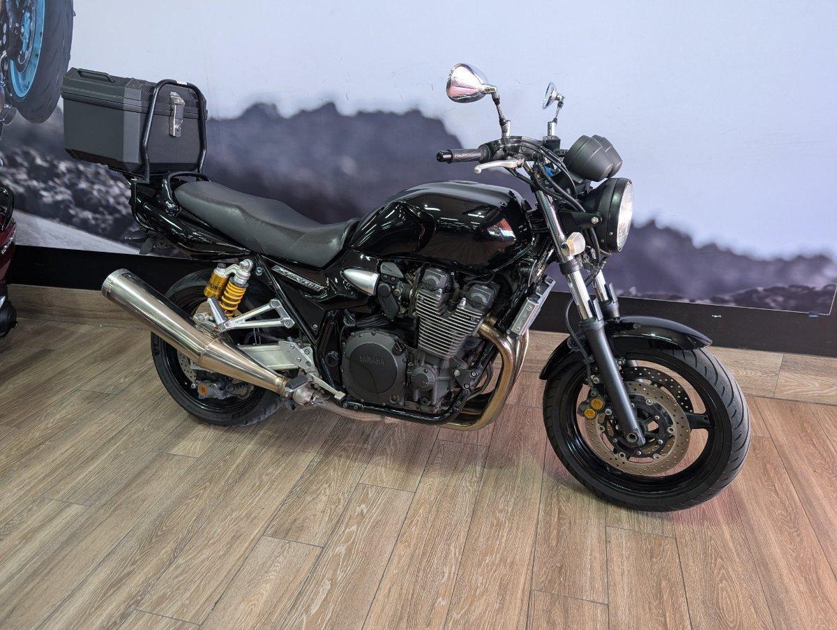2015 YAMAHA XJR1300 ROAD