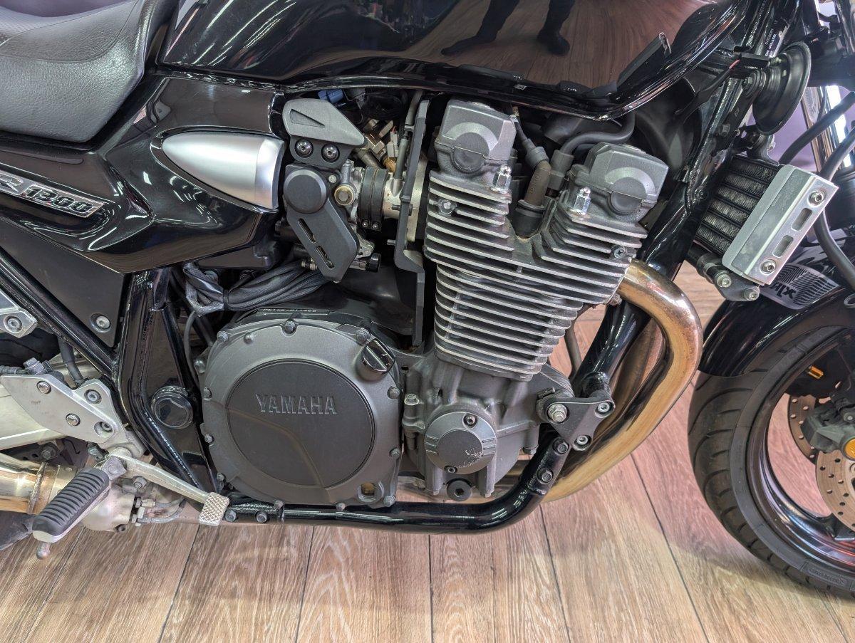 2015 YAMAHA XJR1300 ROAD