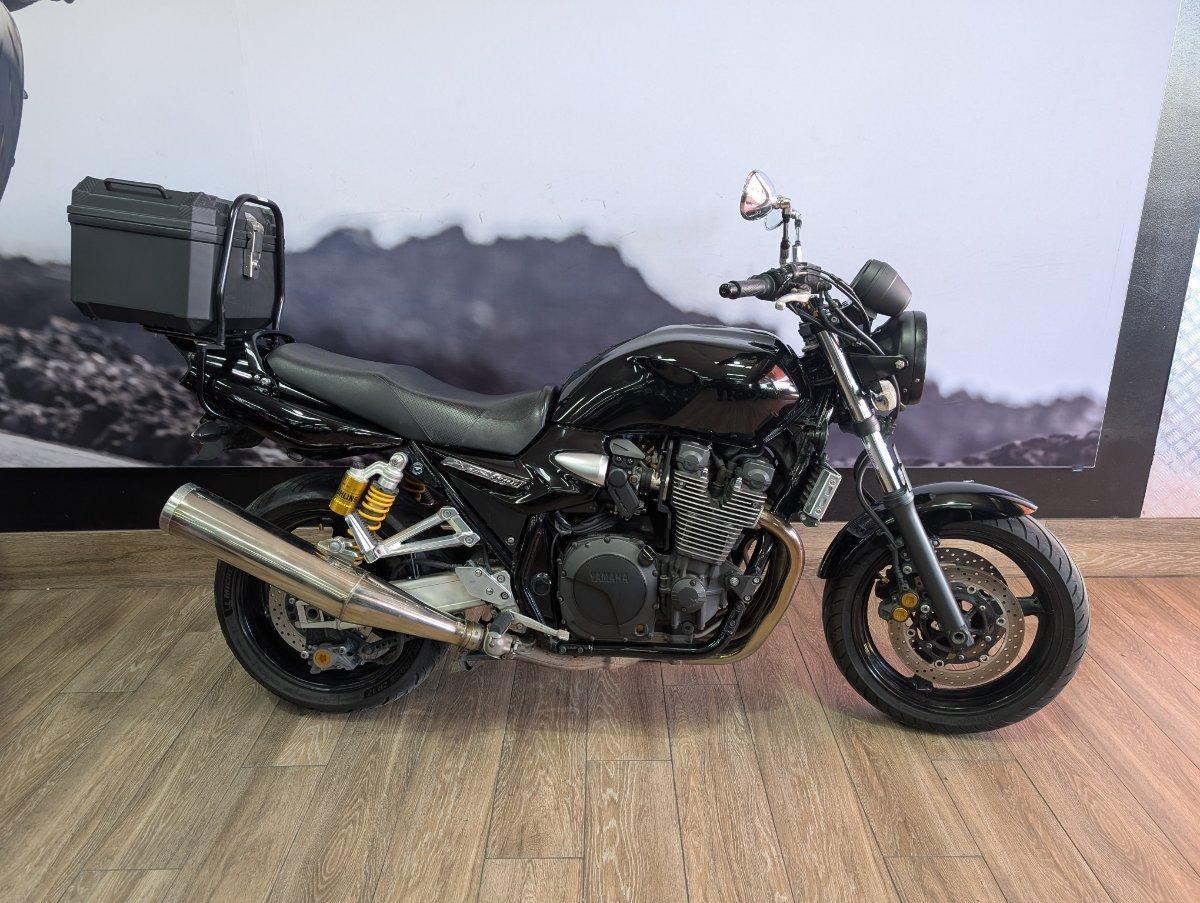 2015 YAMAHA XJR1300 ROAD