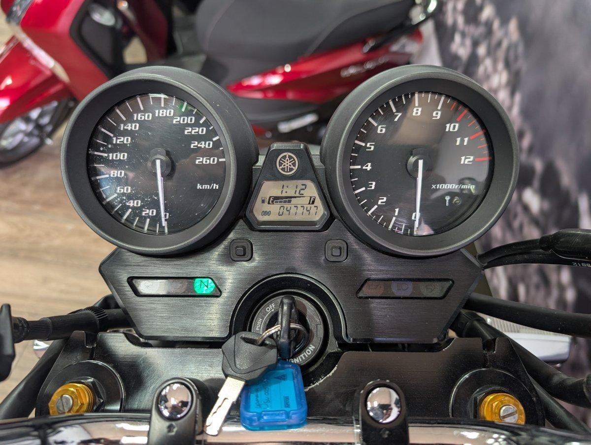 2015 YAMAHA XJR1300 ROAD