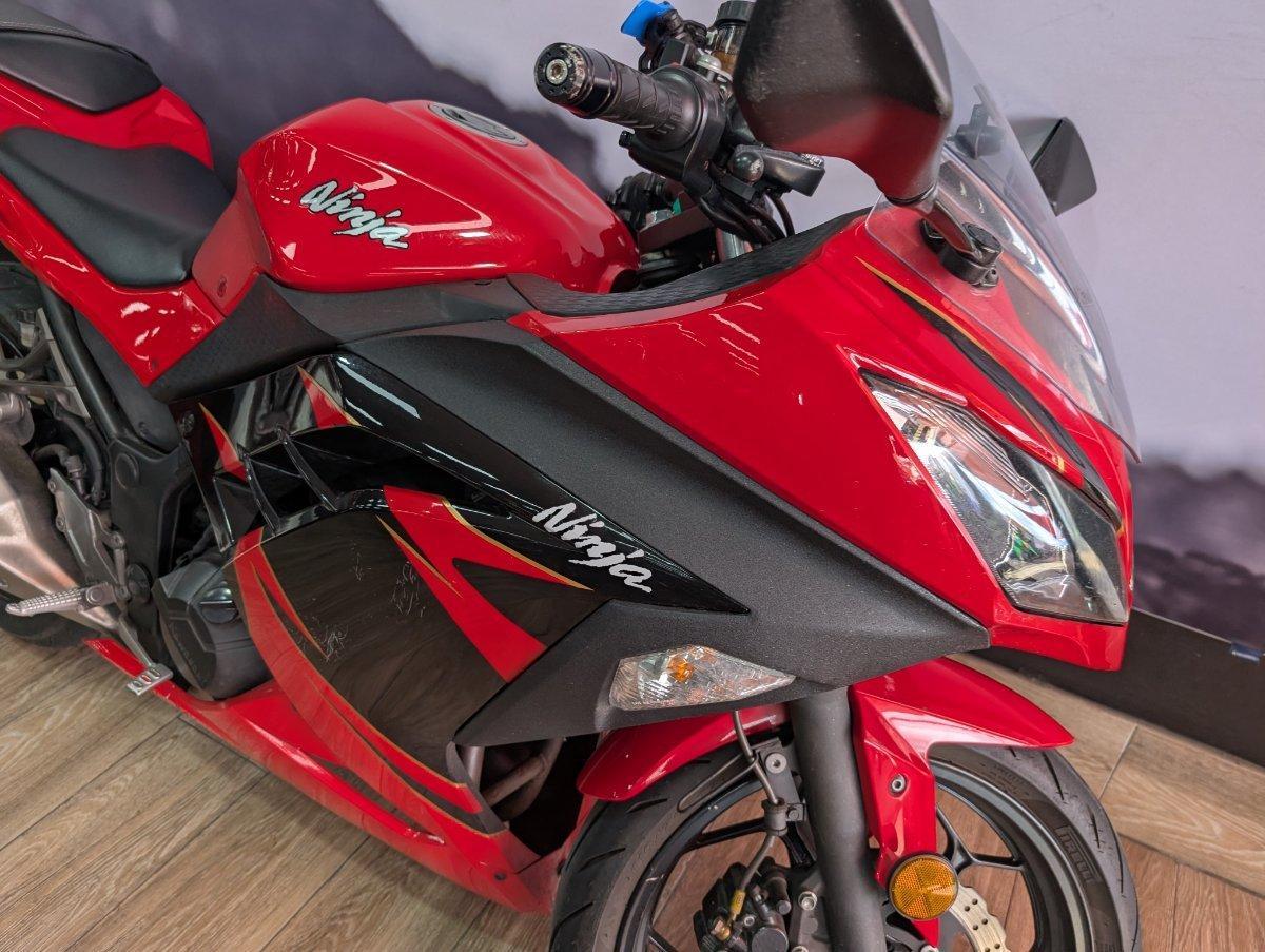 2016 KAWASAKI NINJA 300 ABS SPORTS