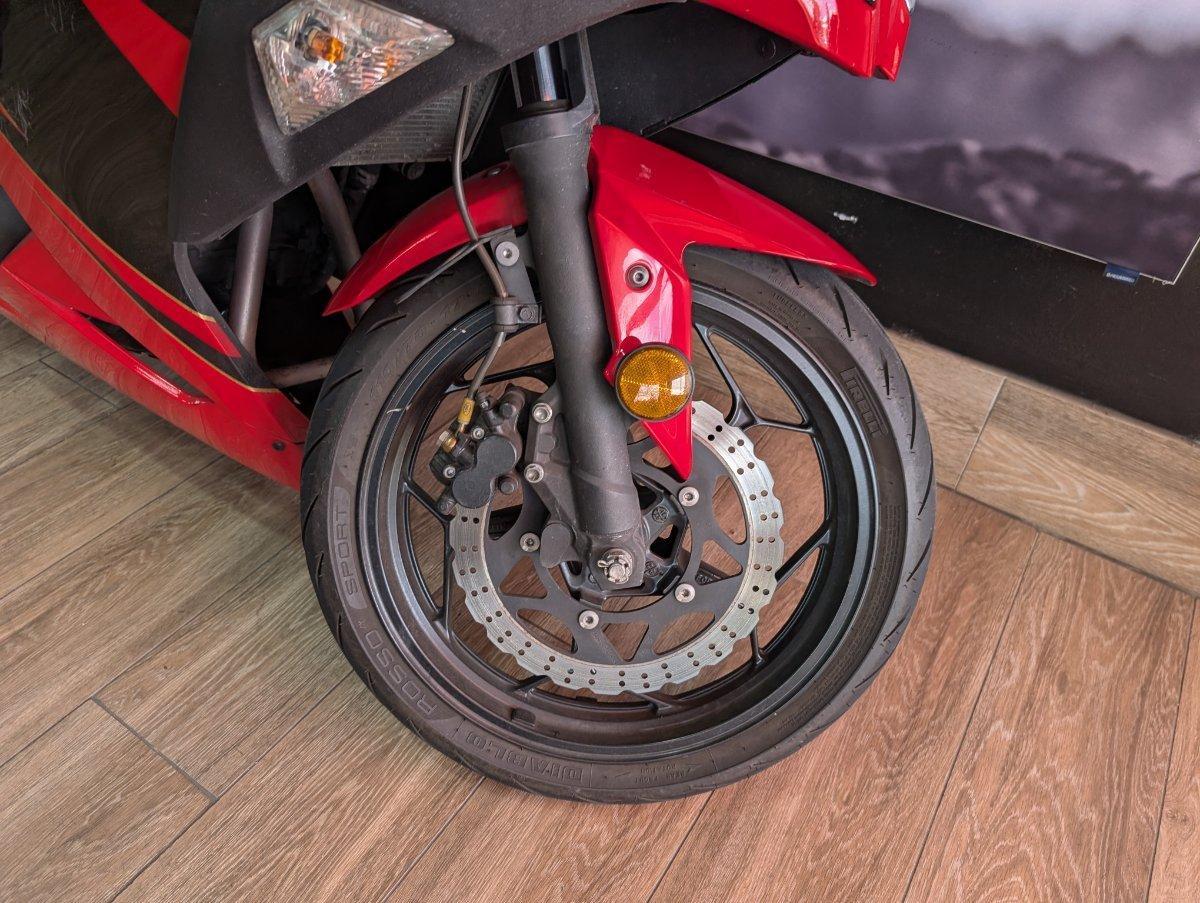2016 KAWASAKI NINJA 300 ABS SPORTS