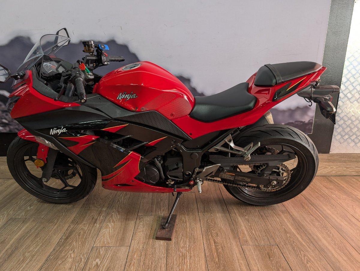 2016 KAWASAKI NINJA 300 ABS SPORTS