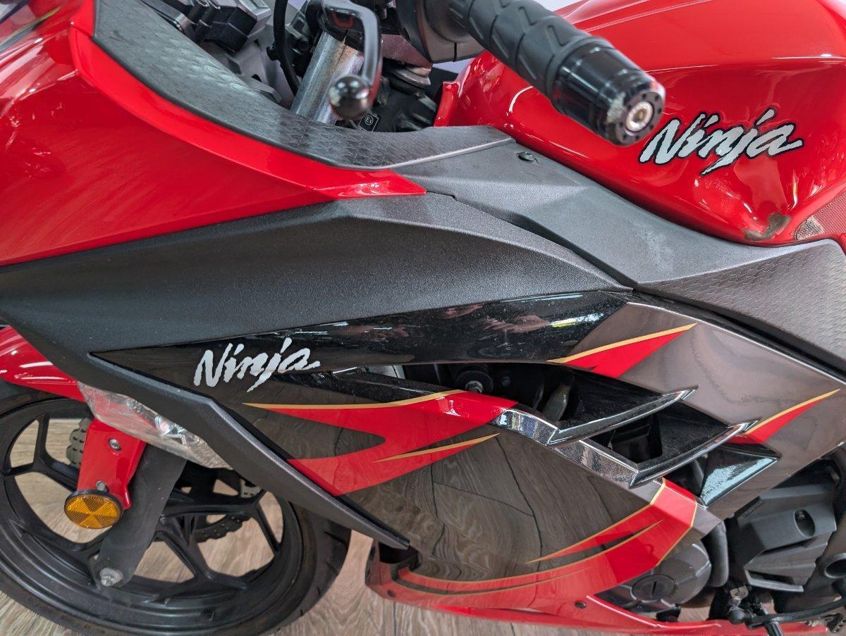 2016 KAWASAKI NINJA 300 ABS SPORTS