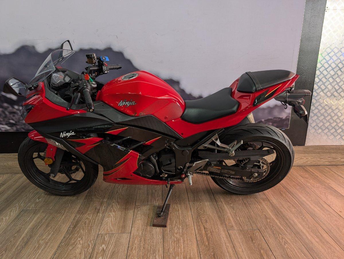 2016 KAWASAKI NINJA 300 ABS SPORTS