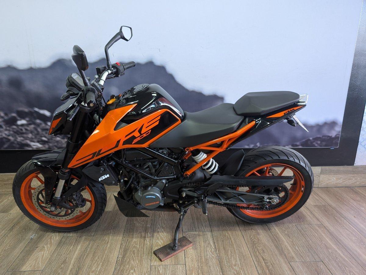 2020 KTM 200 DUKE ROAD