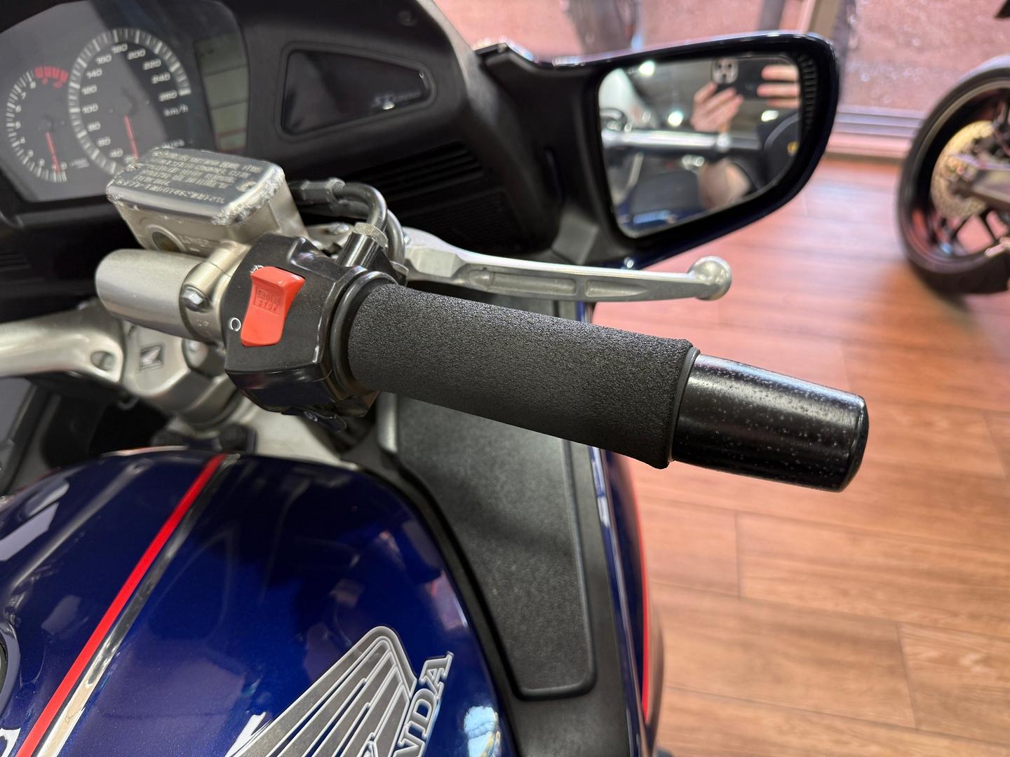 2004 HONDA ST1300 ROAD