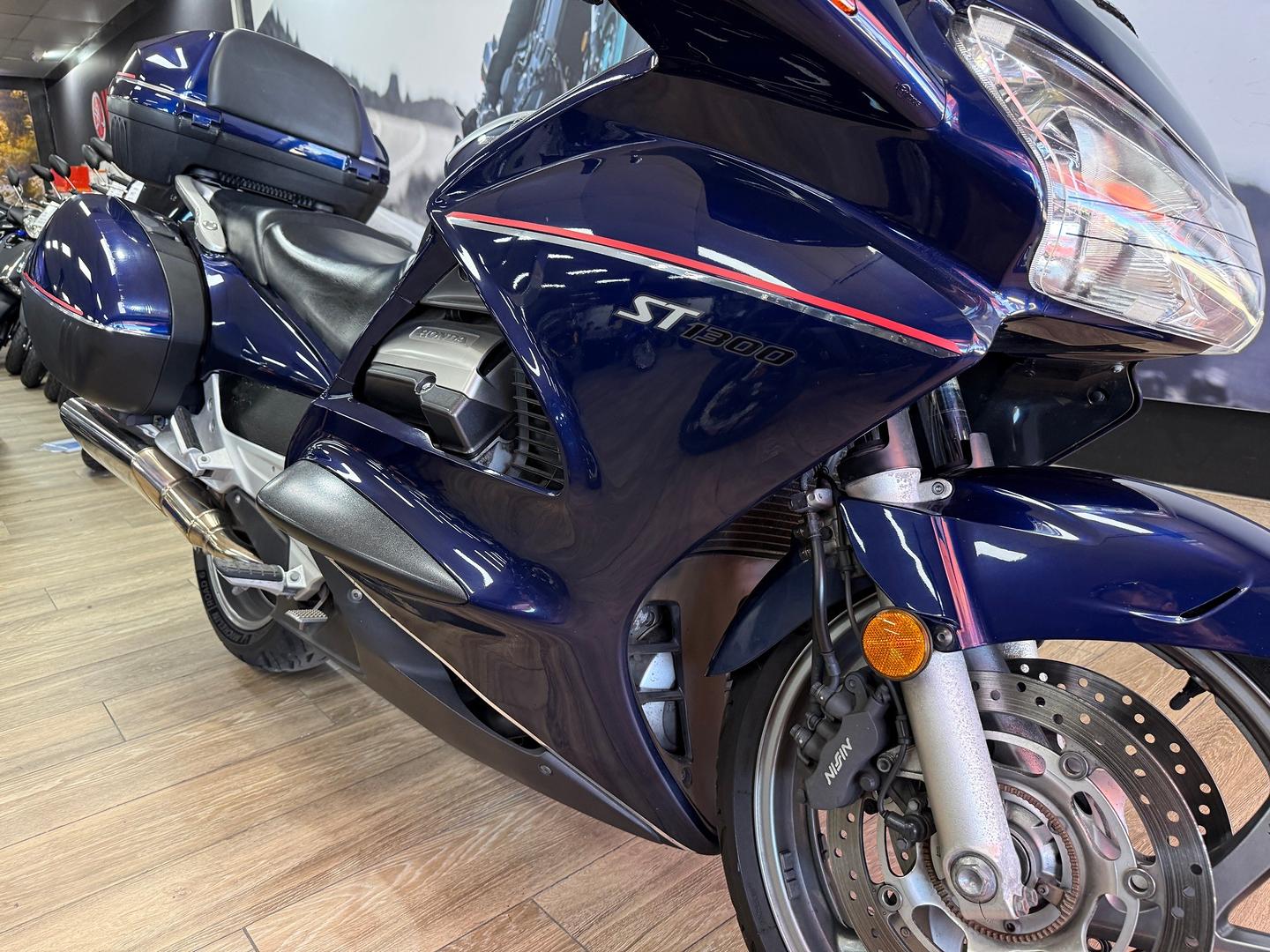 2004 HONDA ST1300 ROAD