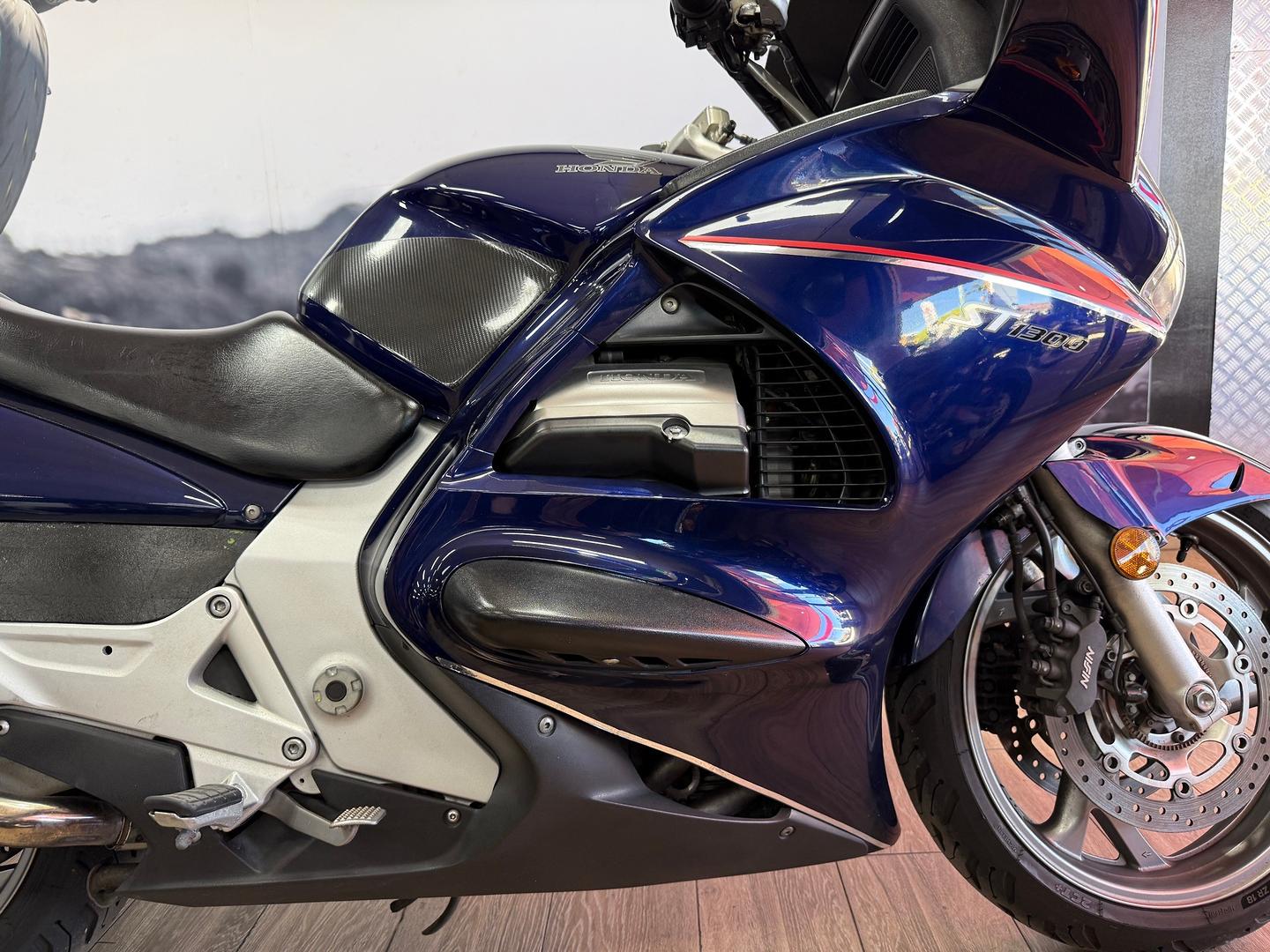 2004 HONDA ST1300 ROAD