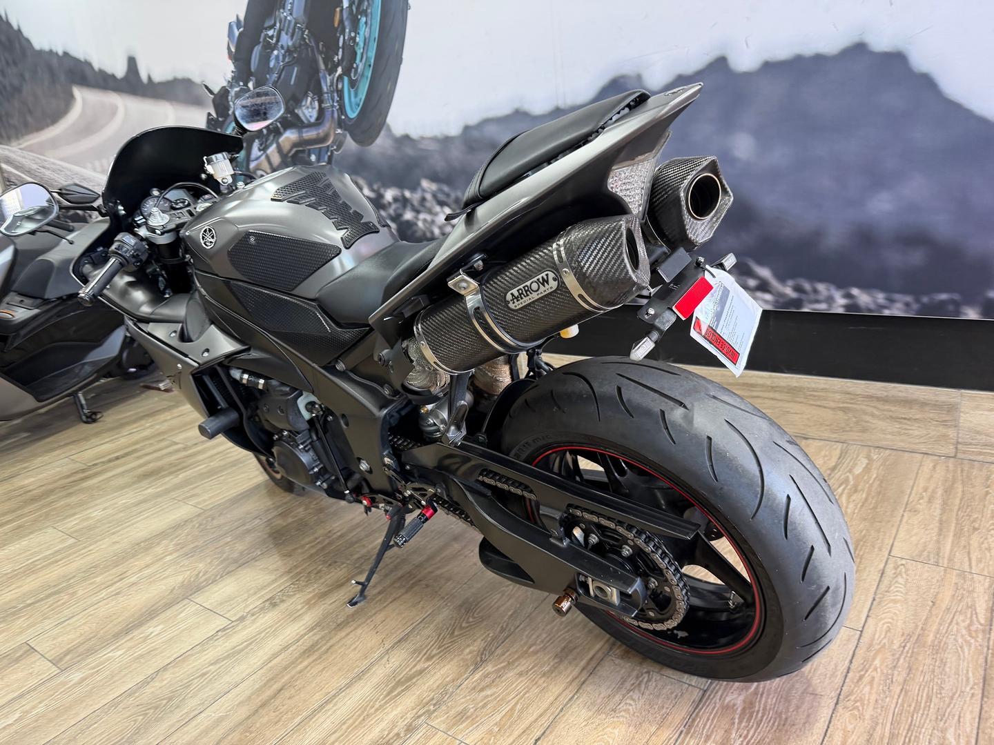 2012 YAMAHA YZF-R1 SPORTS