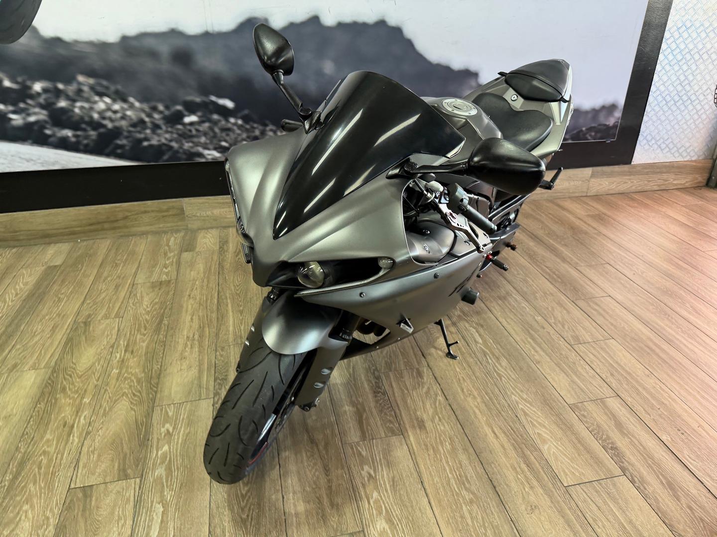 2012 YAMAHA YZF-R1 SPORTS