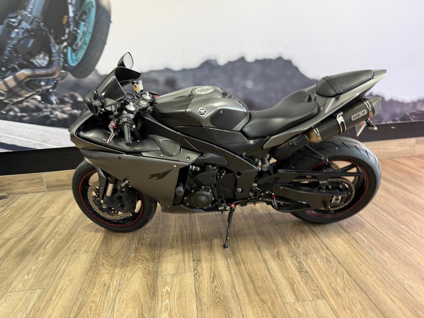 2012 YAMAHA YZF-R1 SPORTS