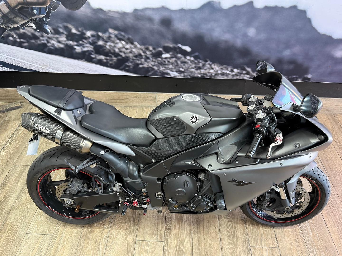 2012 YAMAHA YZF-R1 SPORTS