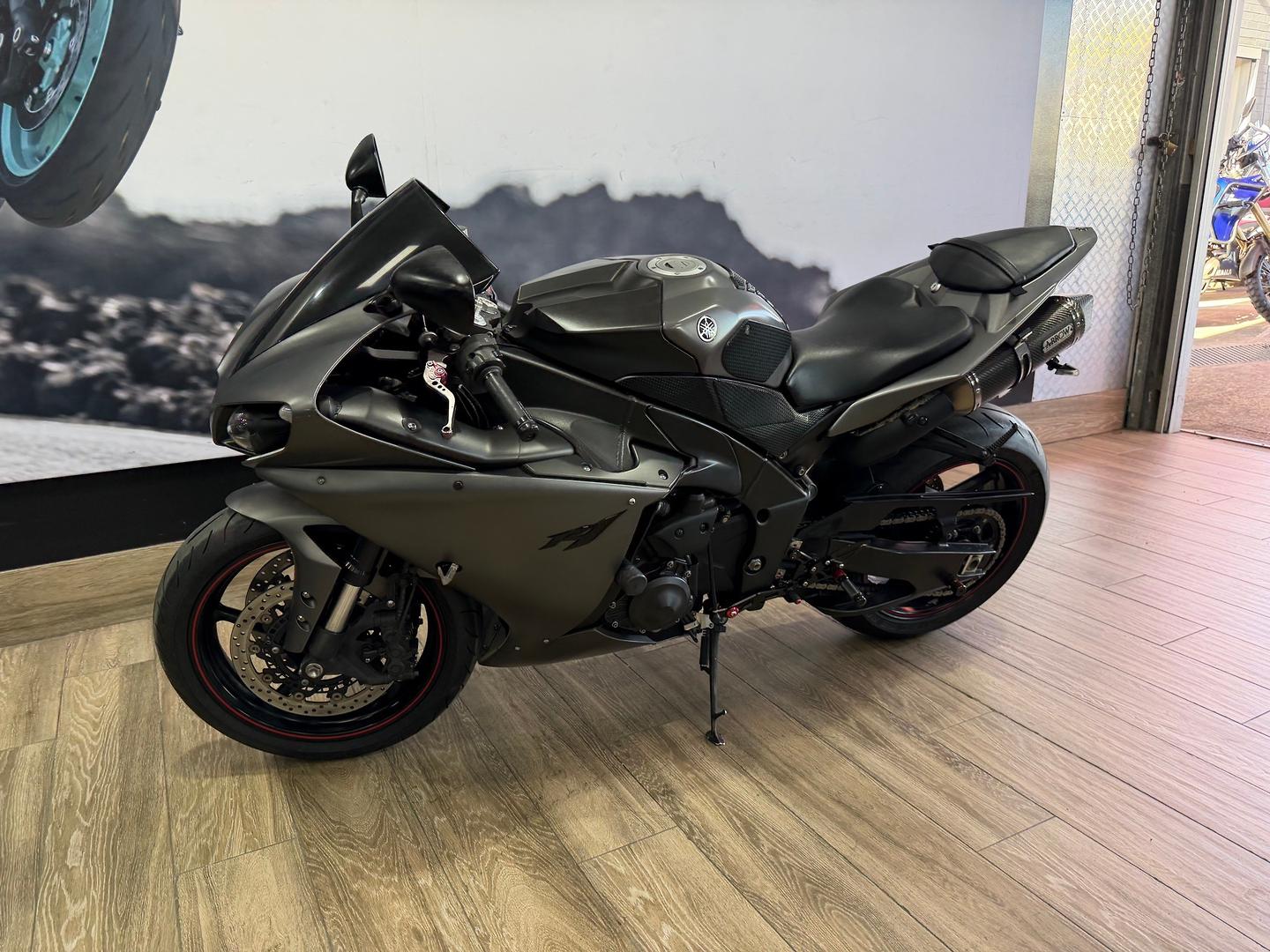 2012 YAMAHA YZF-R1 SPORTS