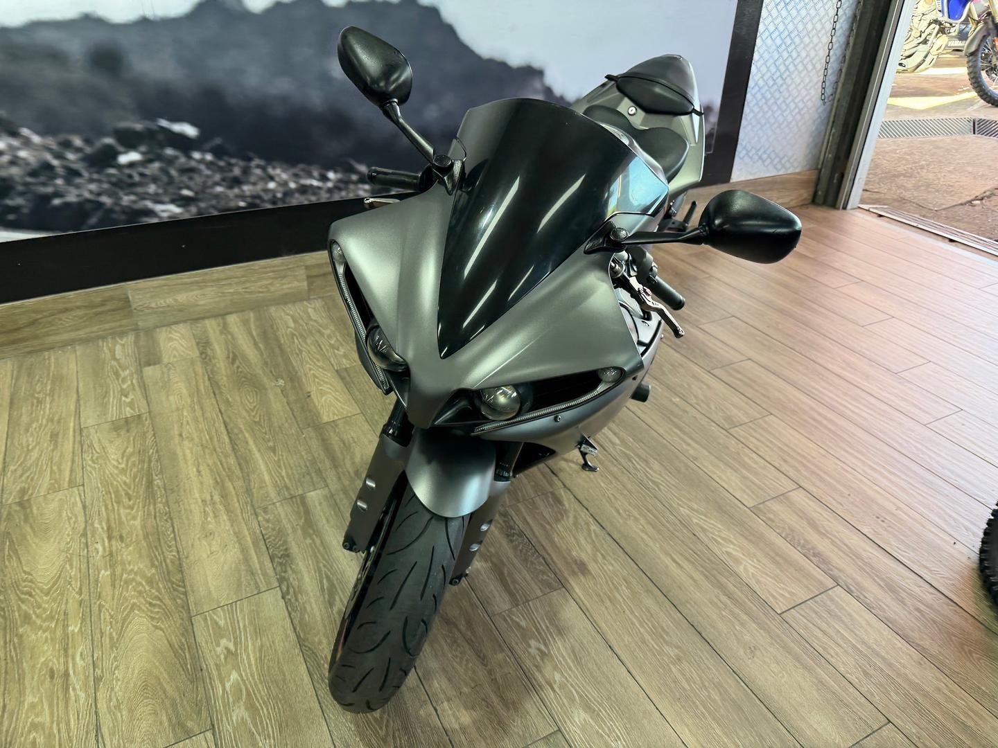 2012 YAMAHA YZF-R1 SPORTS