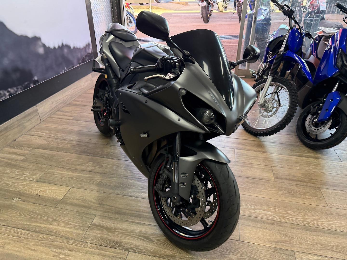 2012 YAMAHA YZF-R1 SPORTS