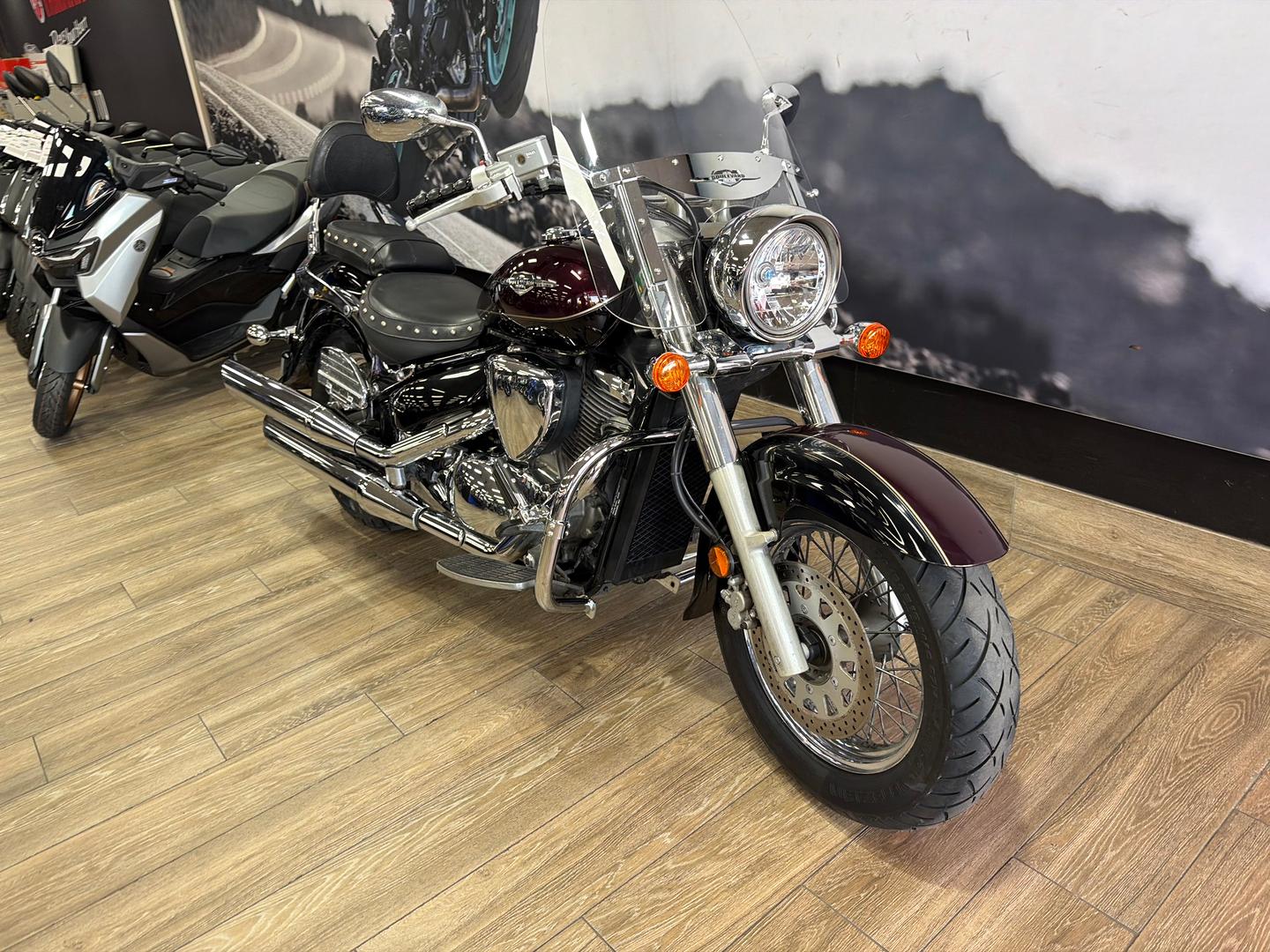 2011 SUZUKI VL800T (BOULEVARD C50T) CRUISER