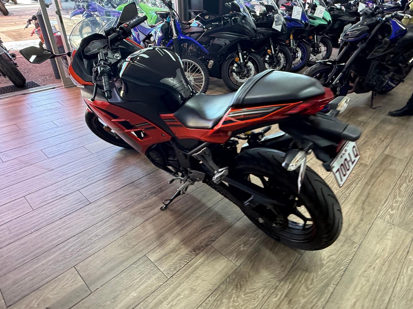 2014 KAWASAKI NINJA 300 ABS SPORTS