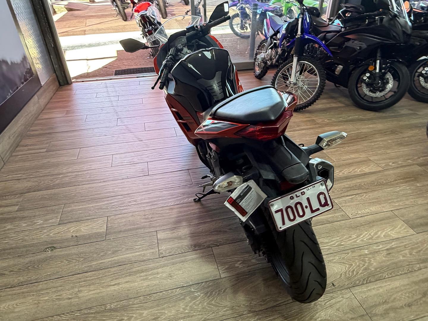 2014 KAWASAKI NINJA 300 ABS SPORTS