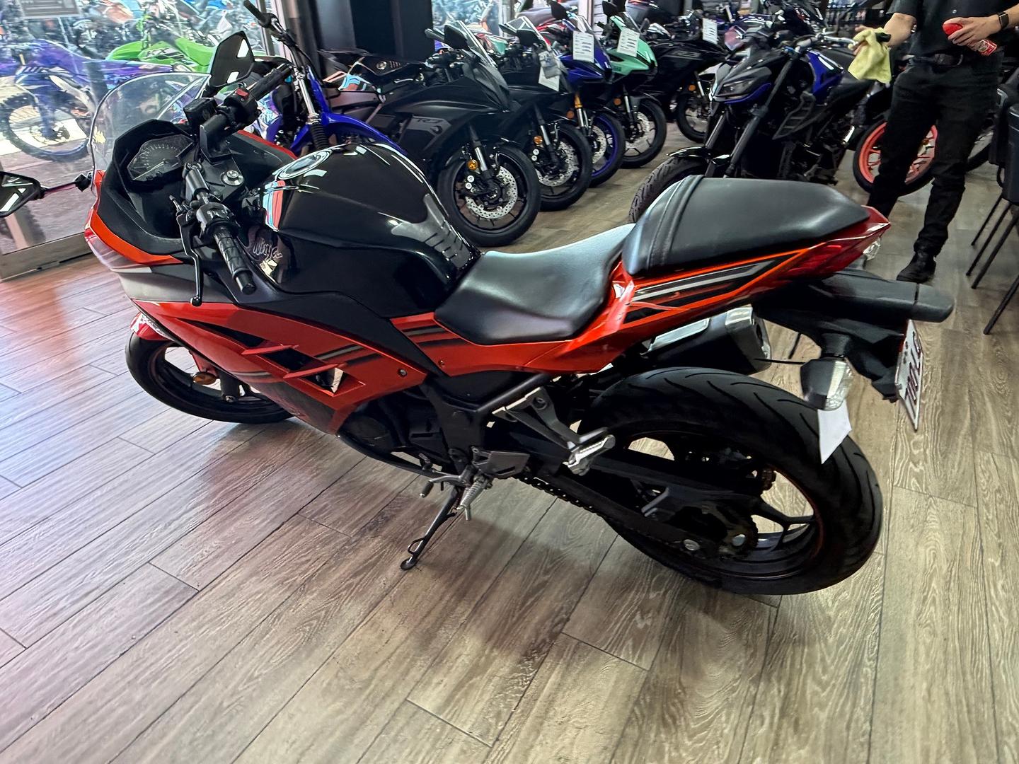 2014 KAWASAKI NINJA 300 ABS SPORTS