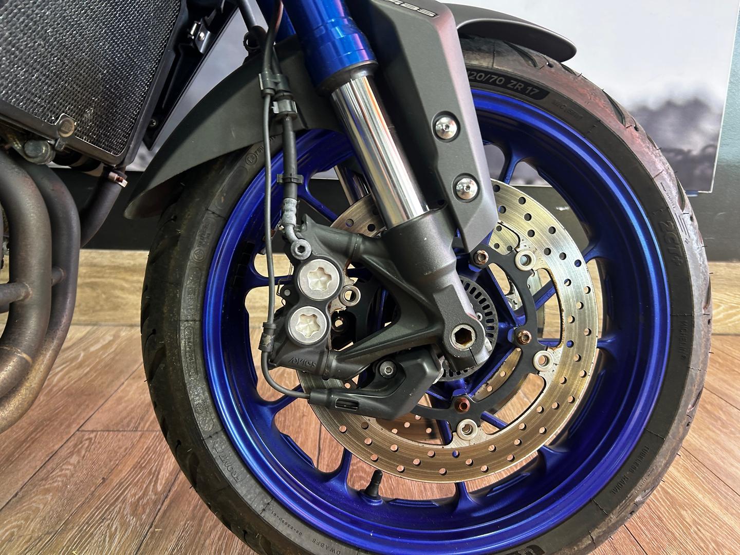 2016 YAMAHA MT-09 TRACER DUAL SPORTS