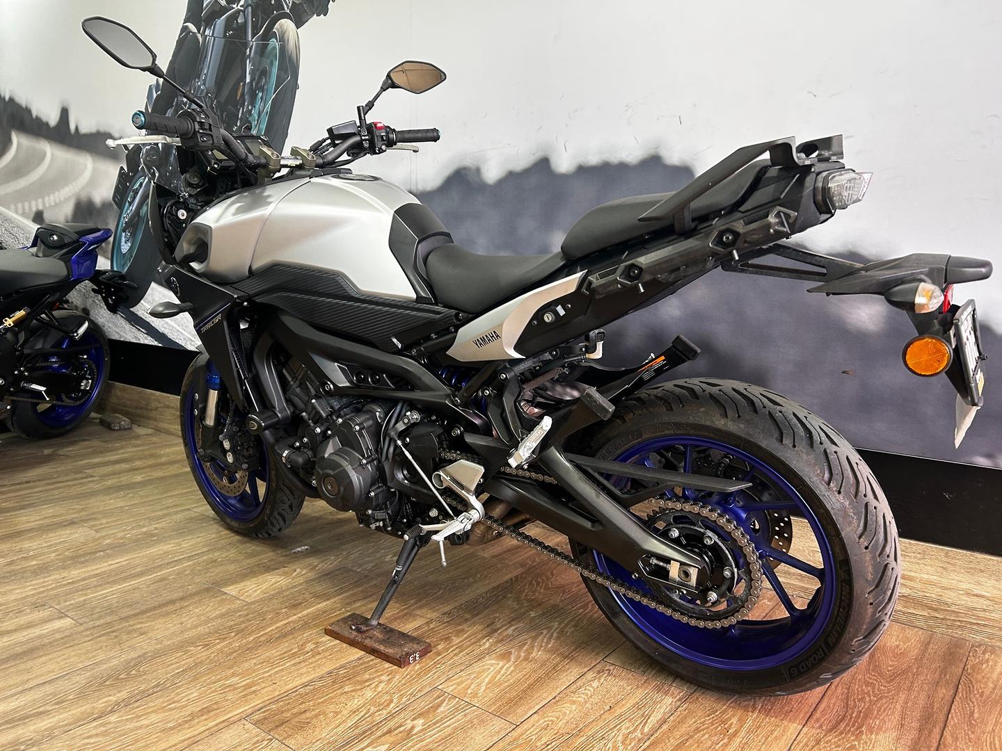 2016 YAMAHA MT-09 TRACER DUAL SPORTS