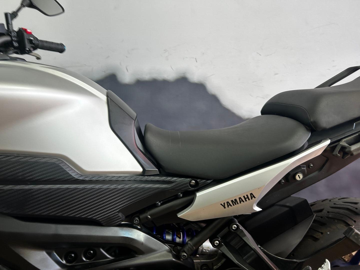 2016 YAMAHA MT-09 TRACER DUAL SPORTS