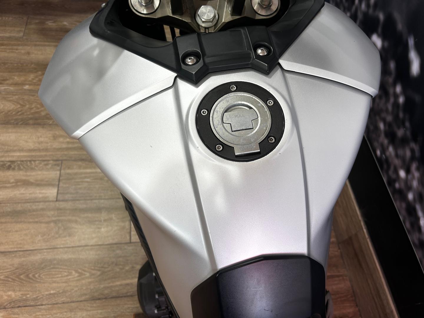 2016 YAMAHA MT-09 TRACER DUAL SPORTS