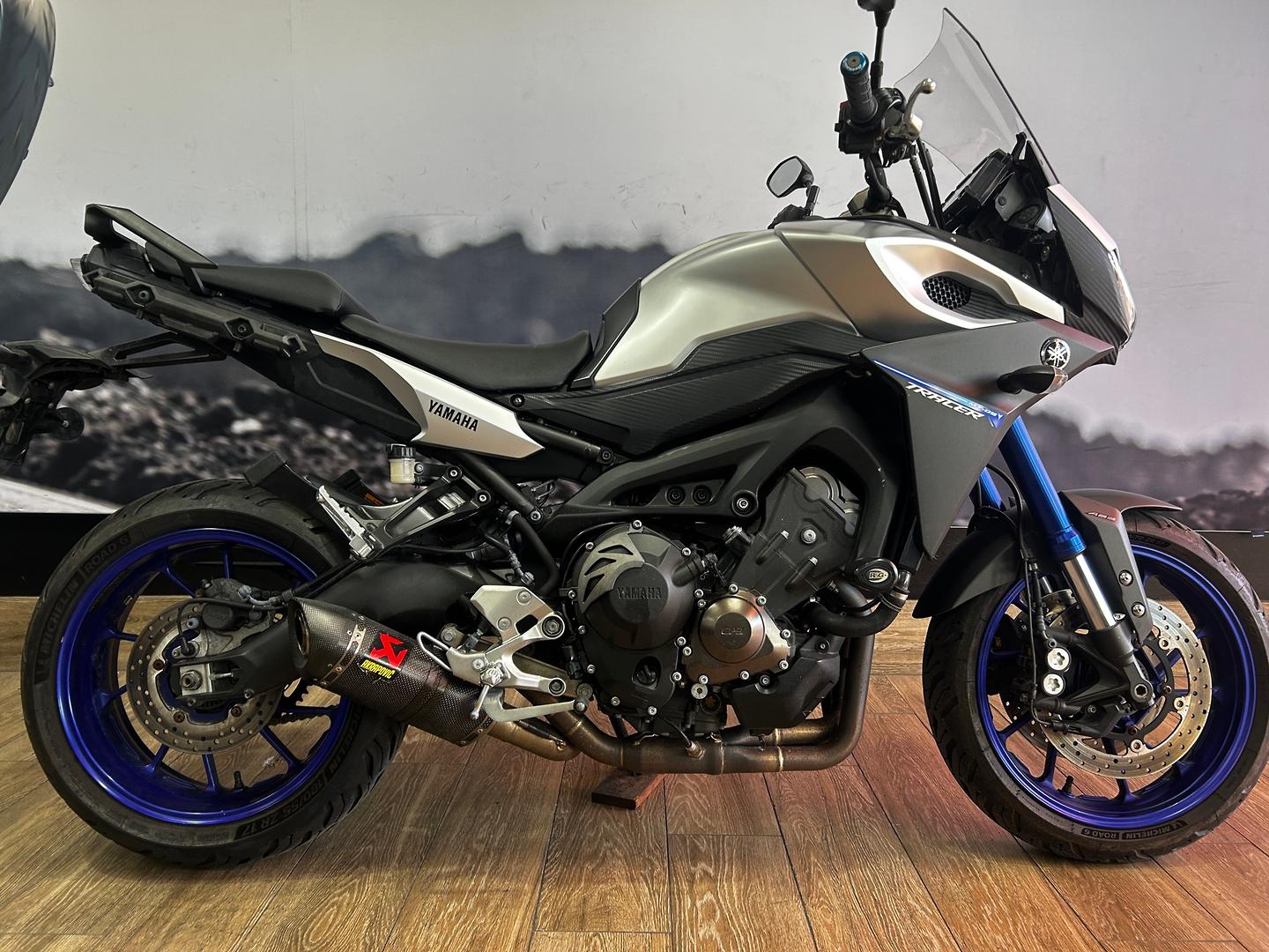 2016 YAMAHA MT-09 TRACER DUAL SPORTS