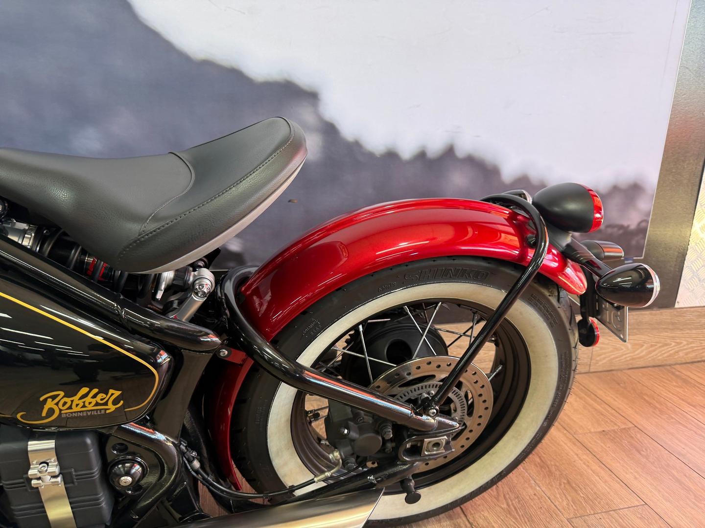 2022 TRIUMPH BONNEVILLE BOBBER GOLDLINE ROAD