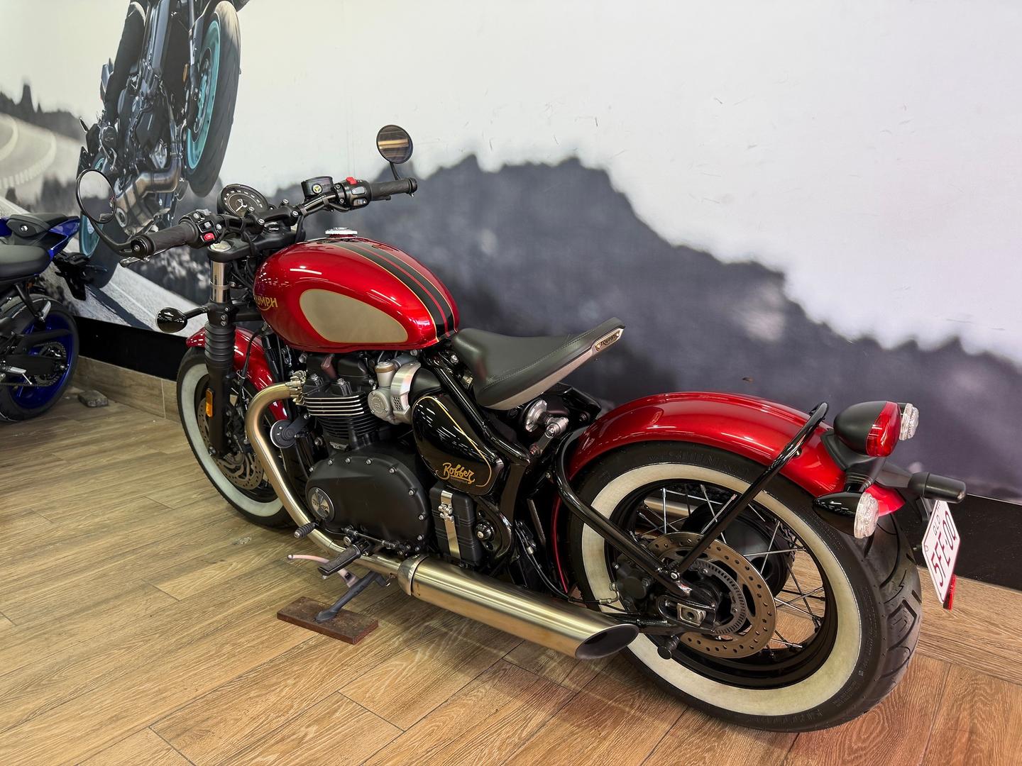 2022 TRIUMPH BONNEVILLE BOBBER GOLDLINE ROAD