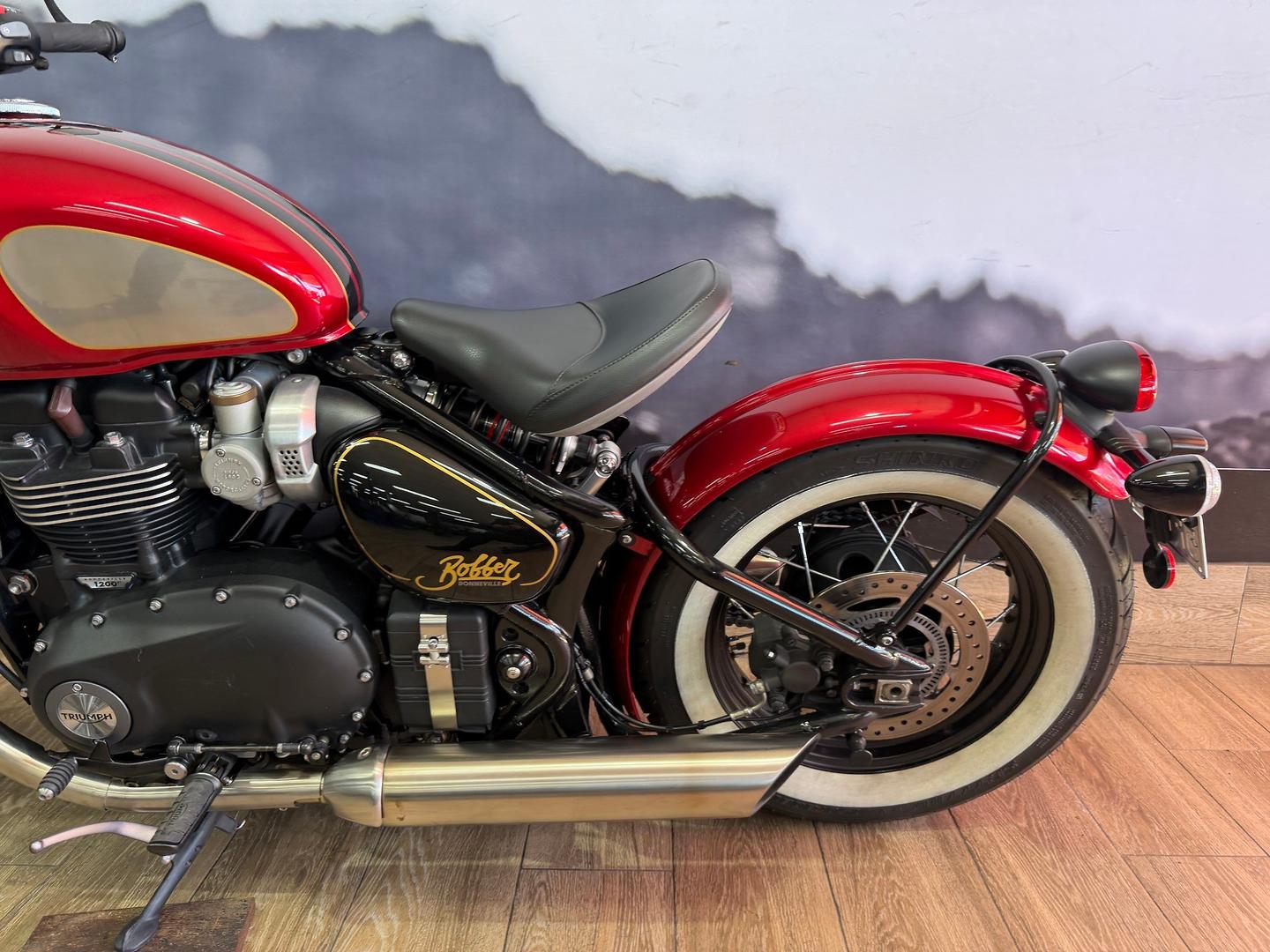 2022 TRIUMPH BONNEVILLE BOBBER GOLDLINE ROAD
