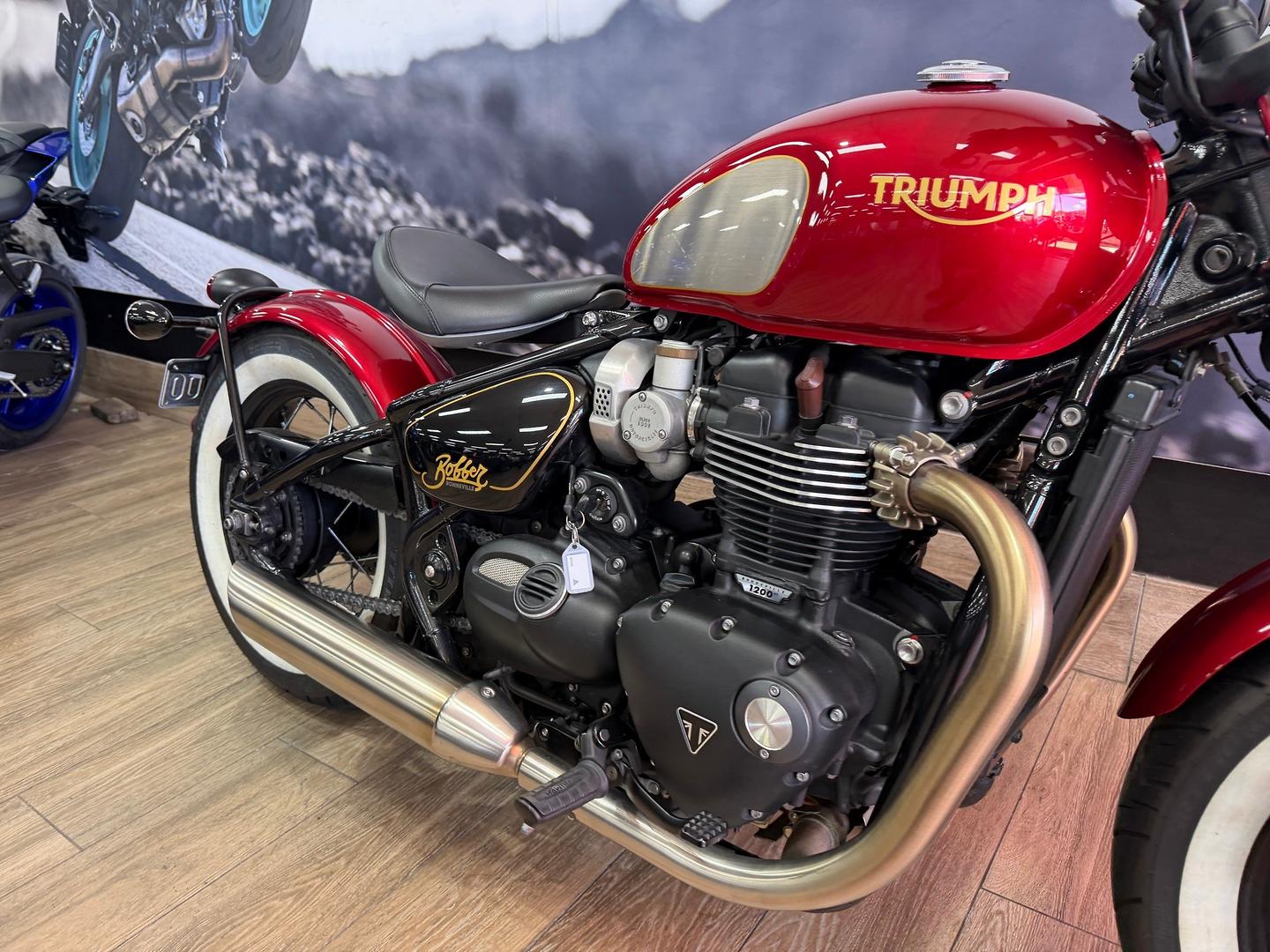 2022 TRIUMPH BONNEVILLE BOBBER GOLDLINE ROAD
